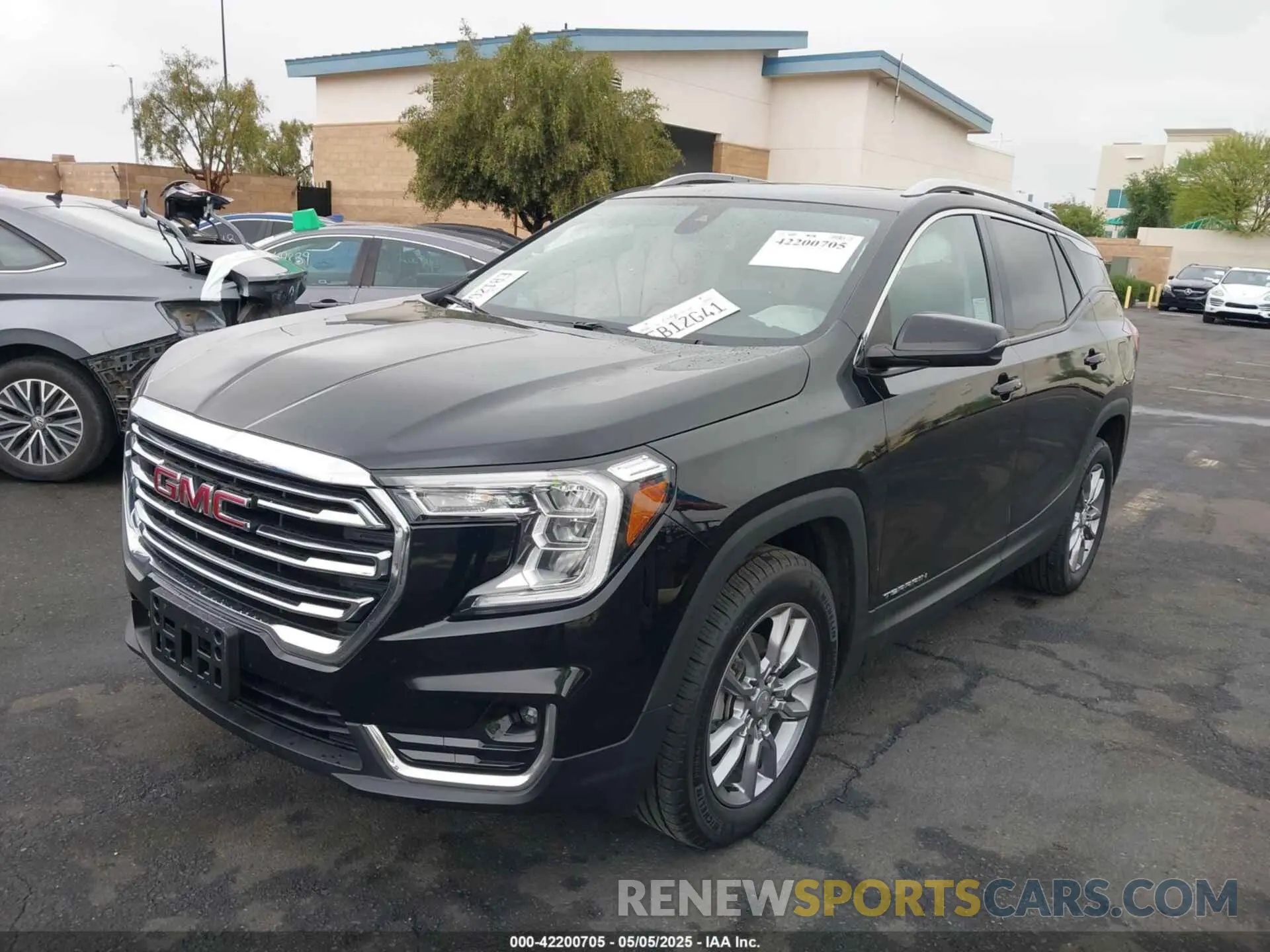 2 Фотография поврежденного автомобиля 3GKALVEV3NL164323 GMC TERRAIN 2022