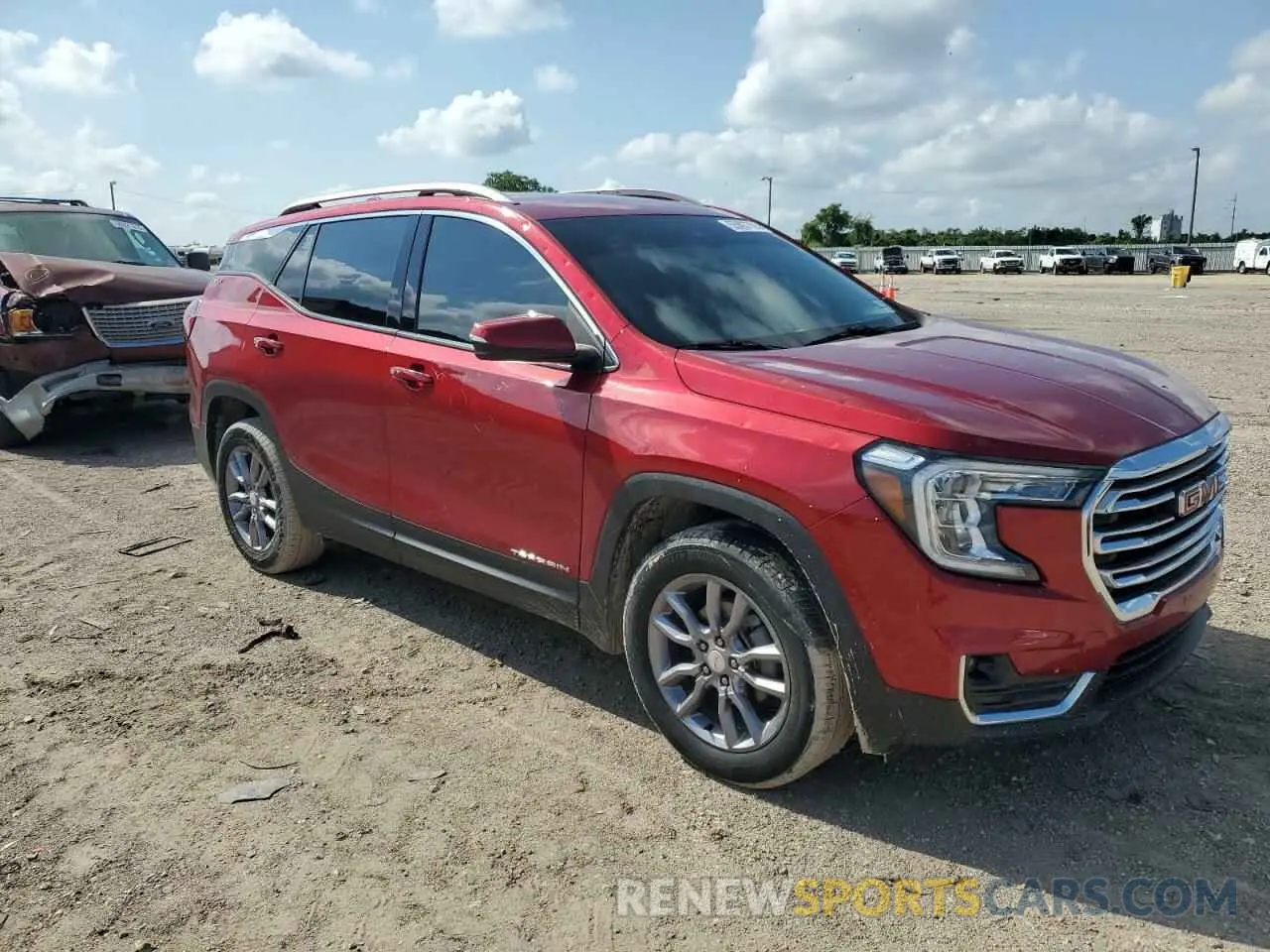 4 Photograph of a damaged car 3GKALVEV4NL162239 GMC TERRAIN 2022