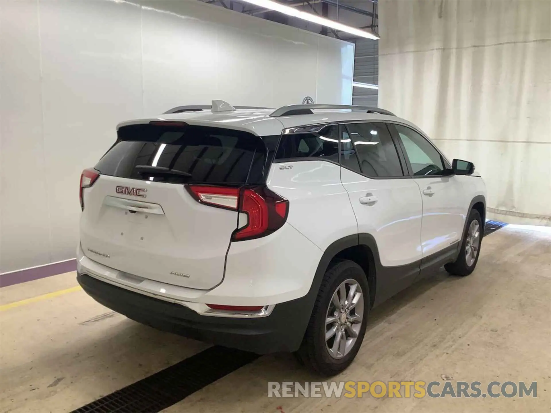 4 Фотография поврежденного автомобиля 3GKALVEV4NL232242 GMC TERRAIN 2022