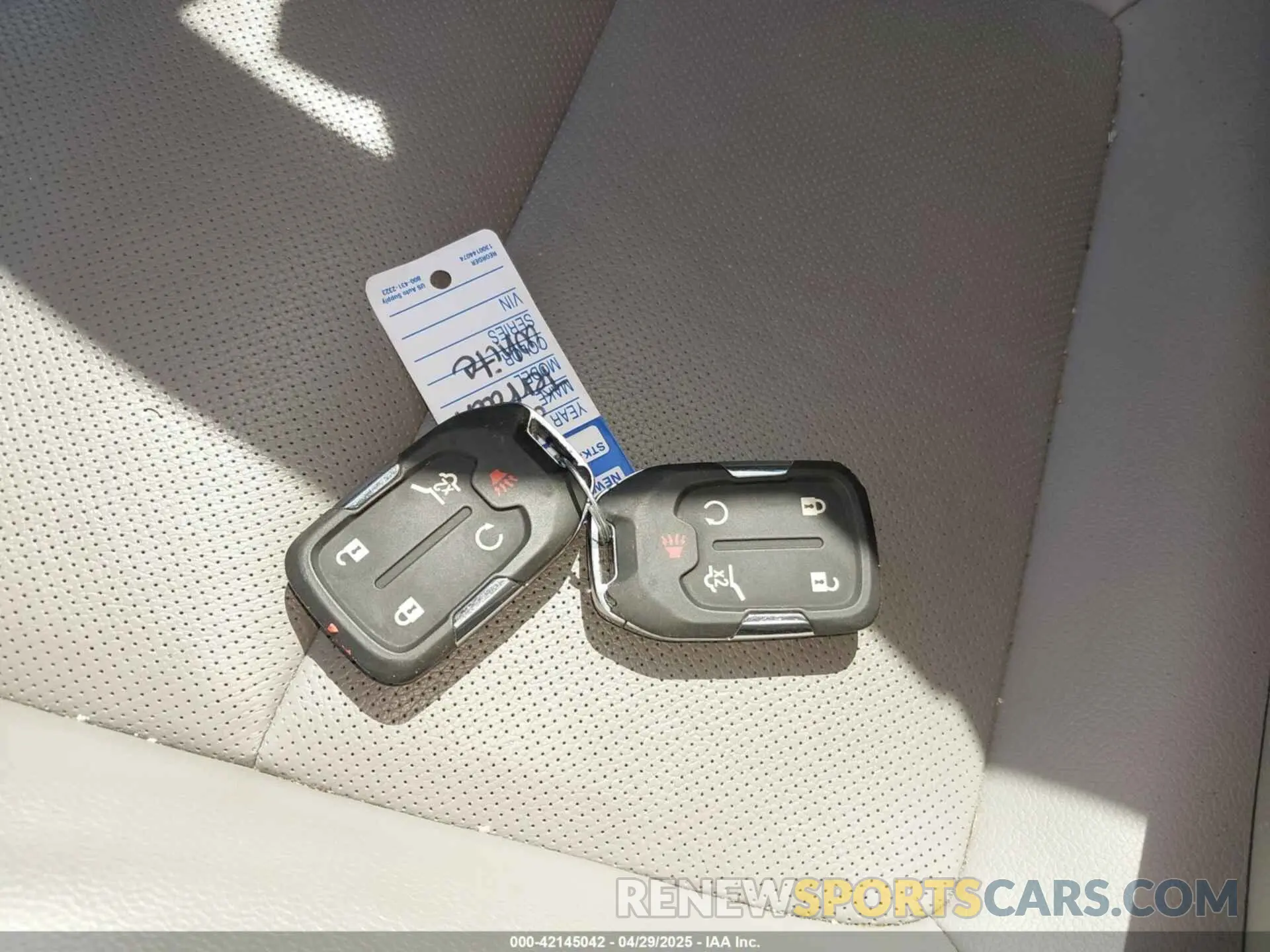 11 Photograph of a damaged car 3GKALVEV5NL125040 GMC TERRAIN 2022