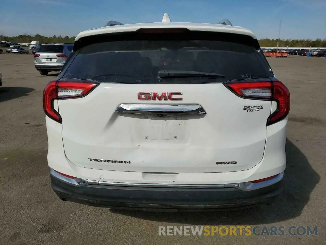 6 Photograph of a damaged car 3GKALVEV7NL111768 GMC TERRAIN 2022