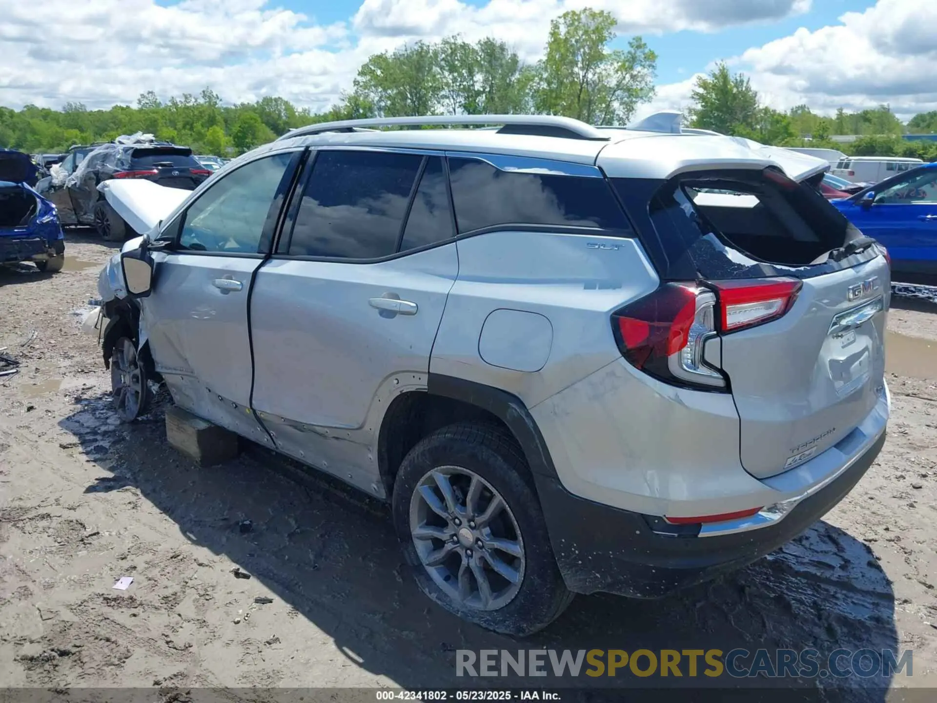3 Фотография поврежденного автомобиля 3GKALVEV7NL124066 GMC TERRAIN 2022