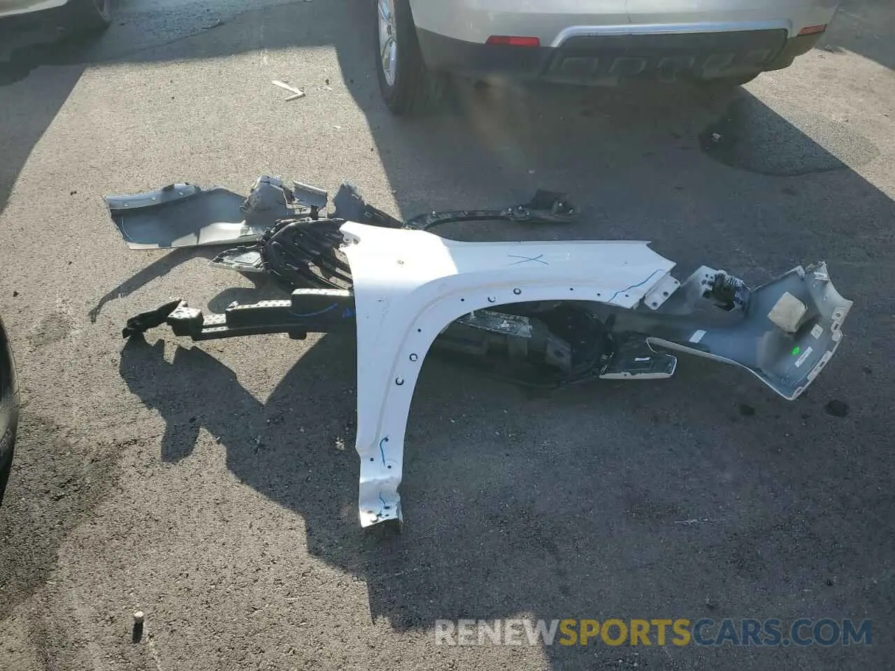 13 Photograph of a damaged car 3GKALVEVXNL102059 GMC TERRAIN 2022