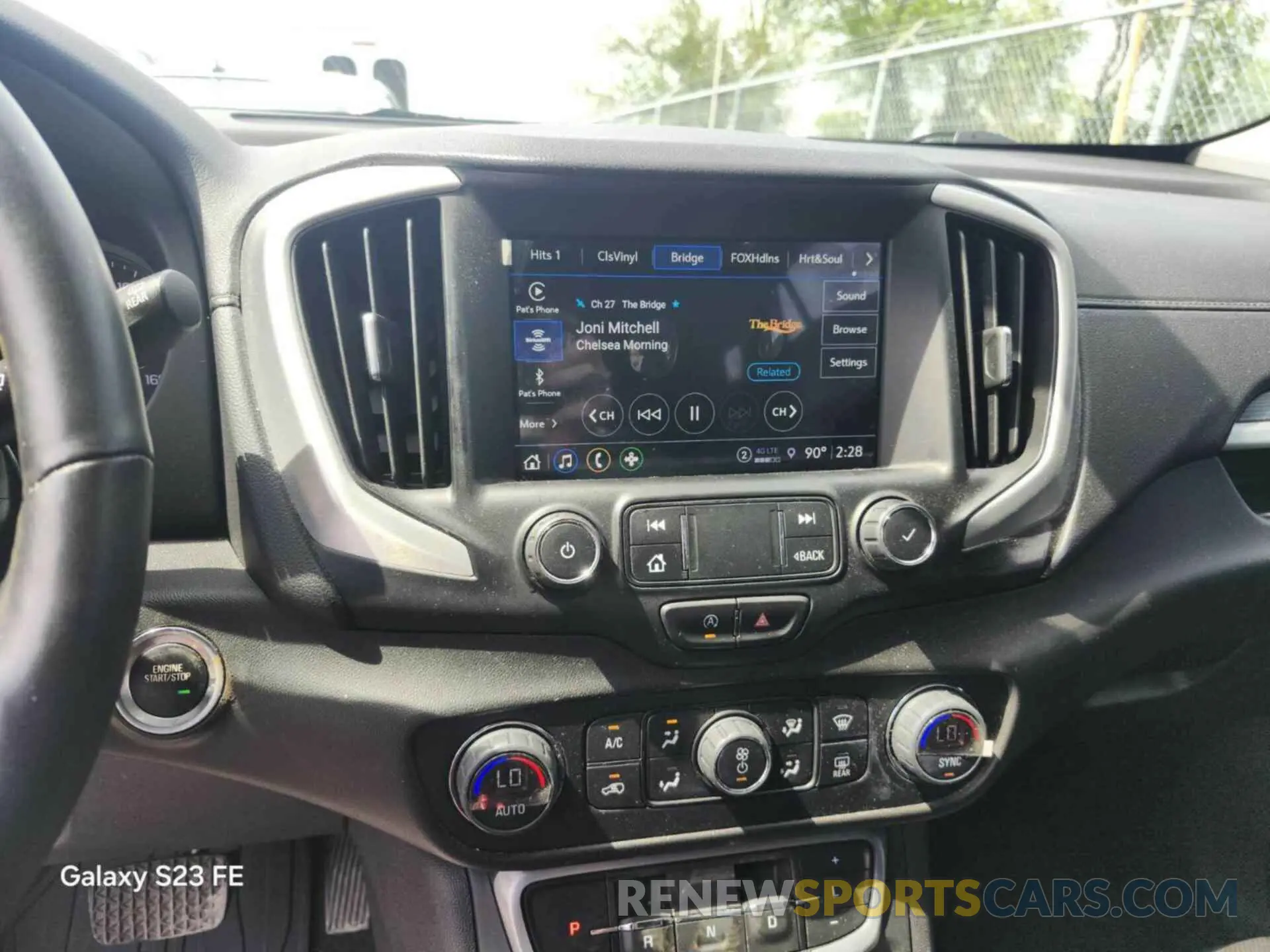 1 Photograph of a damaged car 3GKALVEVXNL142397 GMC TERRAIN 2022