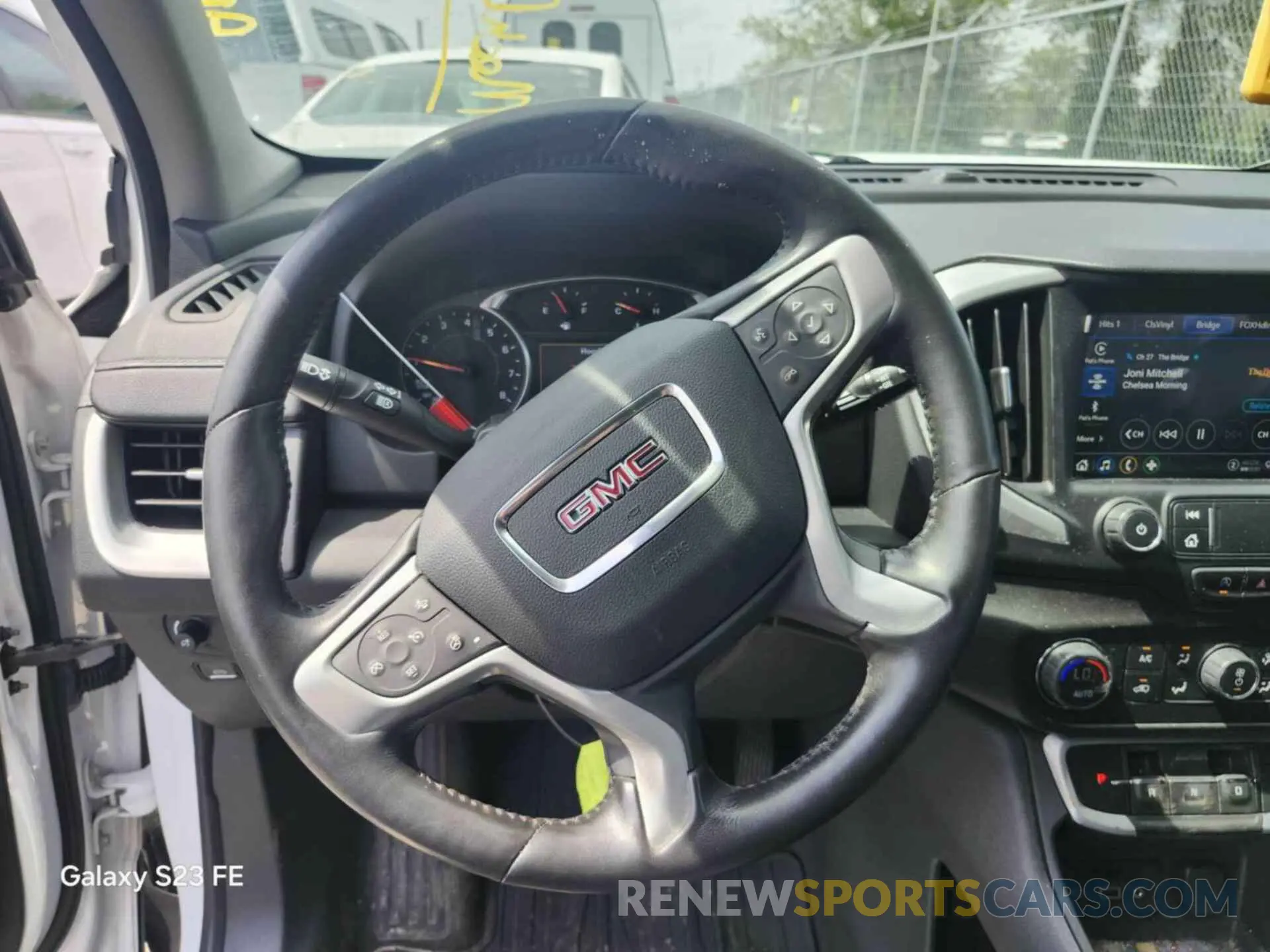 12 Photograph of a damaged car 3GKALVEVXNL142397 GMC TERRAIN 2022