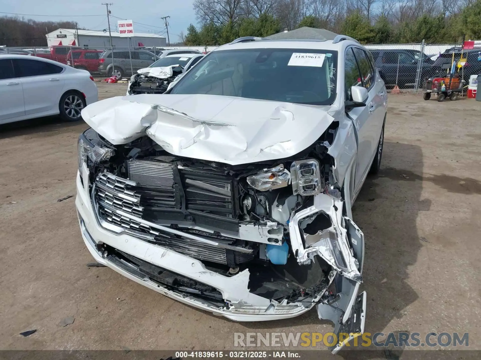 2 Photograph of a damaged car 3GKALXEV4NL192157 GMC TERRAIN 2022