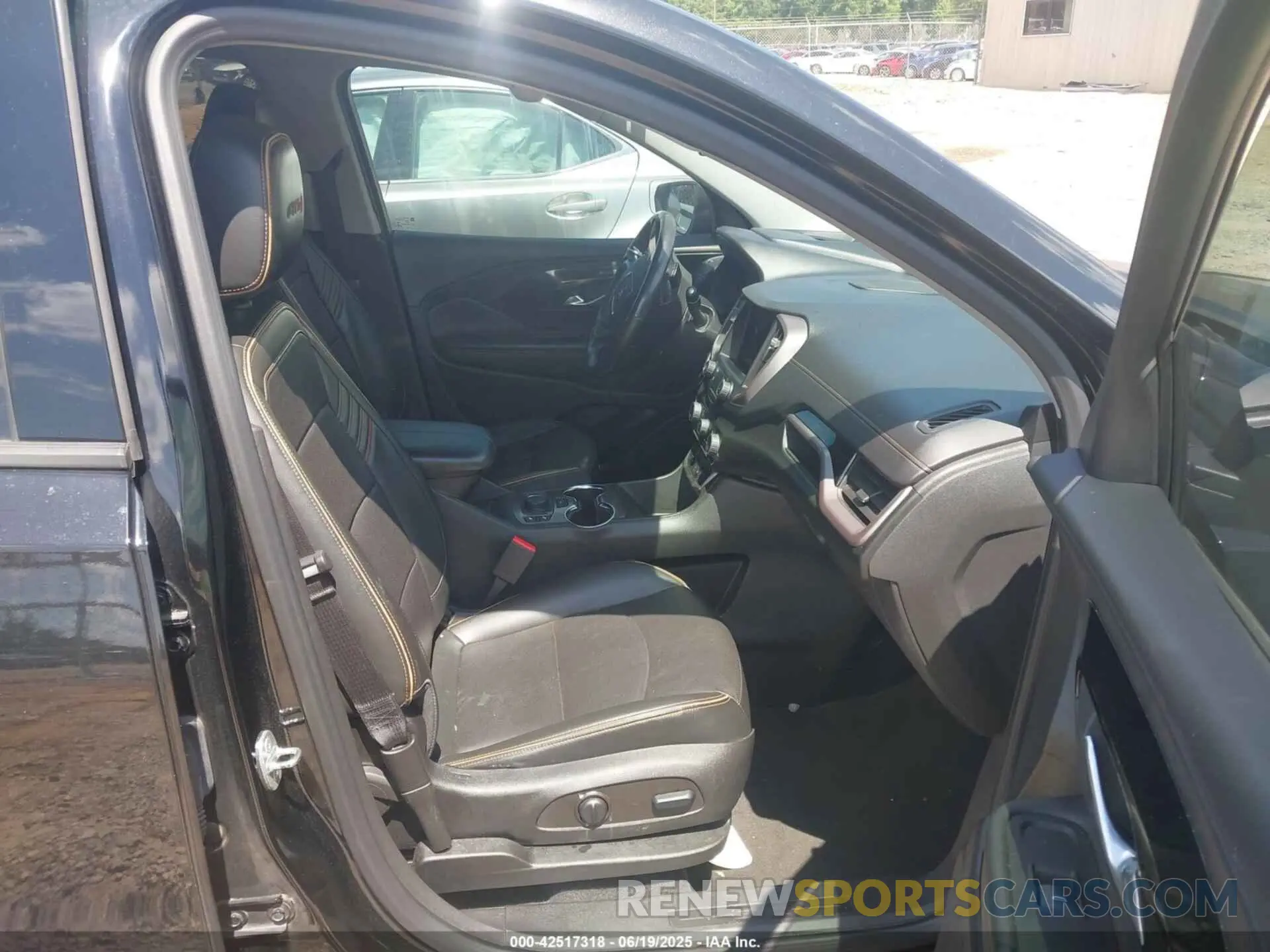 5 Photograph of a damaged car 3GKALYEV7NL249845 GMC TERRAIN 2022