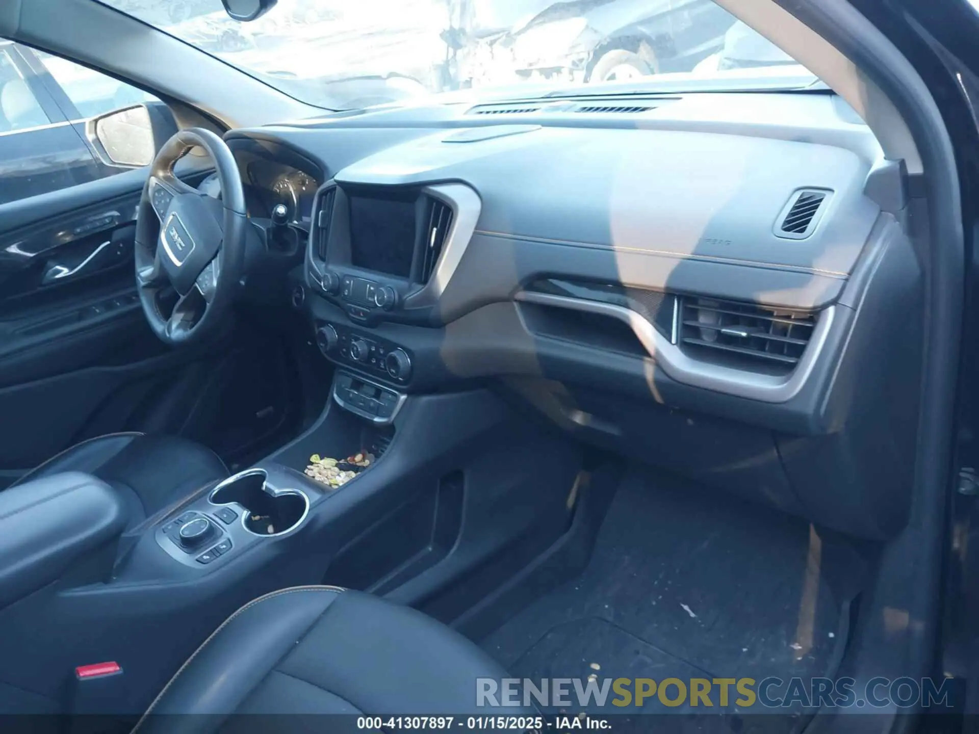5 Photograph of a damaged car 3GKALYEVXNL312081 GMC TERRAIN 2022