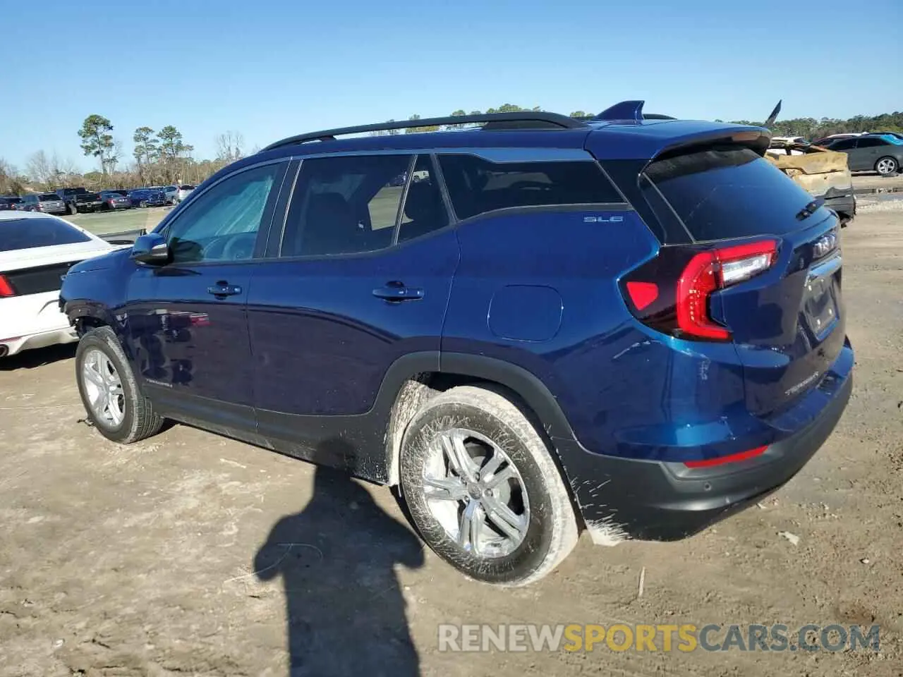 2 Photograph of a damaged car 3GKALMEG1PL127317 GMC TERRAIN 2023