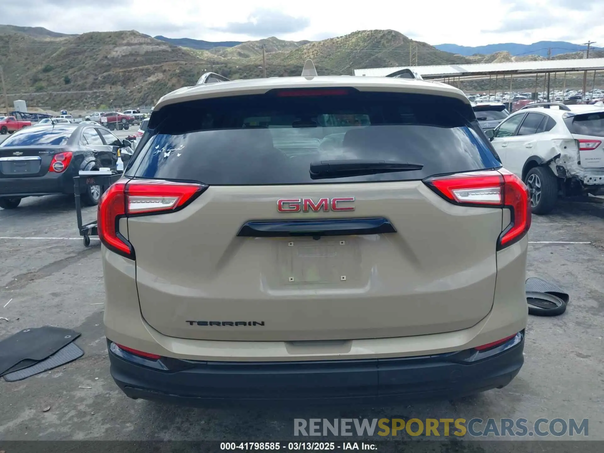 16 Photograph of a damaged car 3GKALMEG1PL144313 GMC TERRAIN 2023