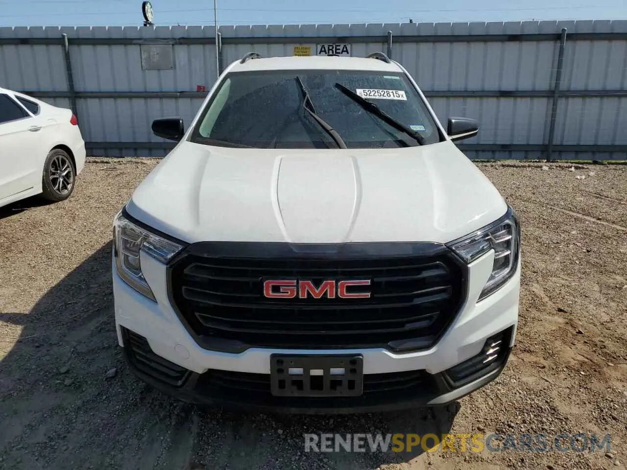 5 Photograph of a damaged car 3GKALMEG3PL169181 GMC TERRAIN 2023