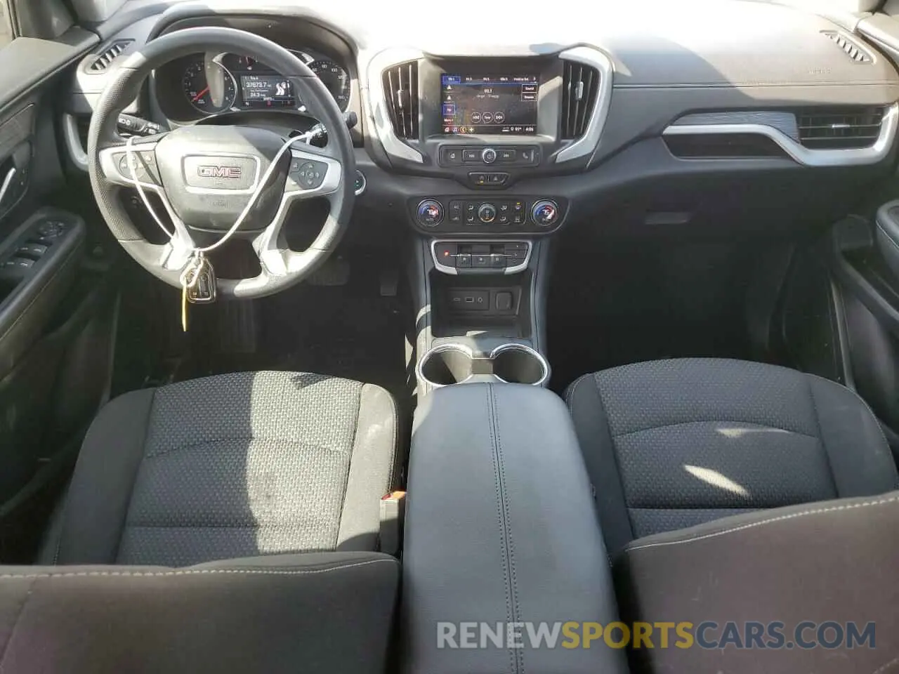 8 Photograph of a damaged car 3GKALMEG3PL169181 GMC TERRAIN 2023
