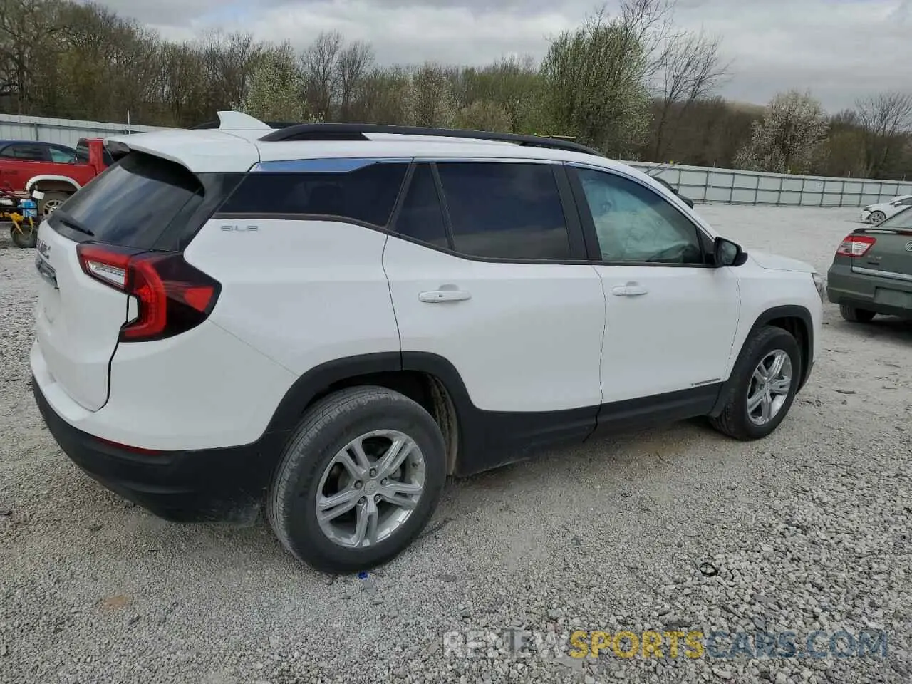 3 Фотография поврежденного автомобиля 3GKALMEG3PL268048 GMC TERRAIN 2023