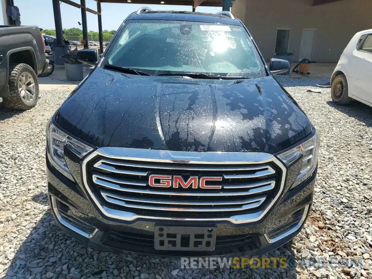 5 Photograph of a damaged car 3GKALPEG1PL103603 GMC TERRAIN 2023