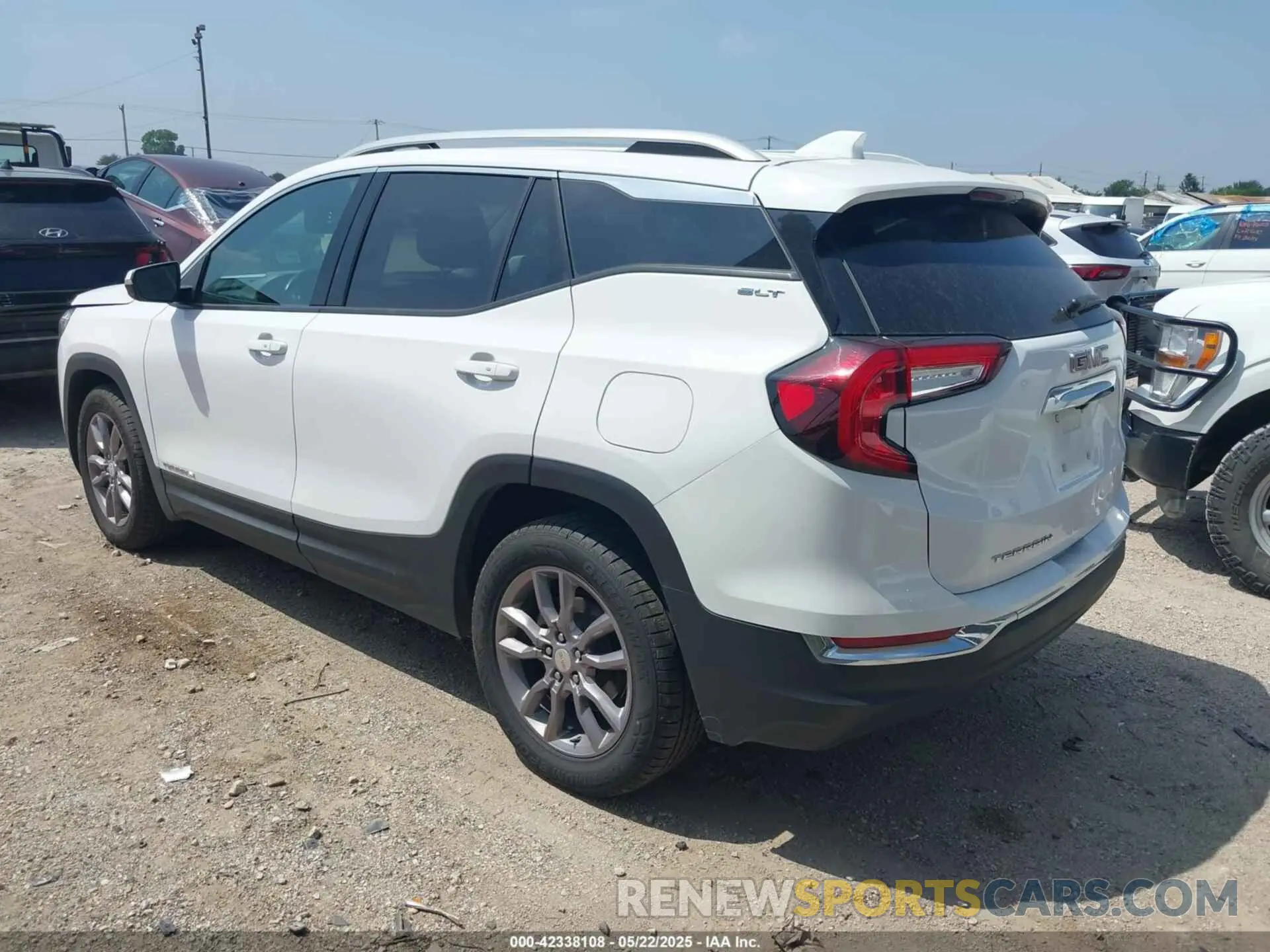 3 Photograph of a damaged car 3GKALPEG4PL194415 GMC TERRAIN 2023