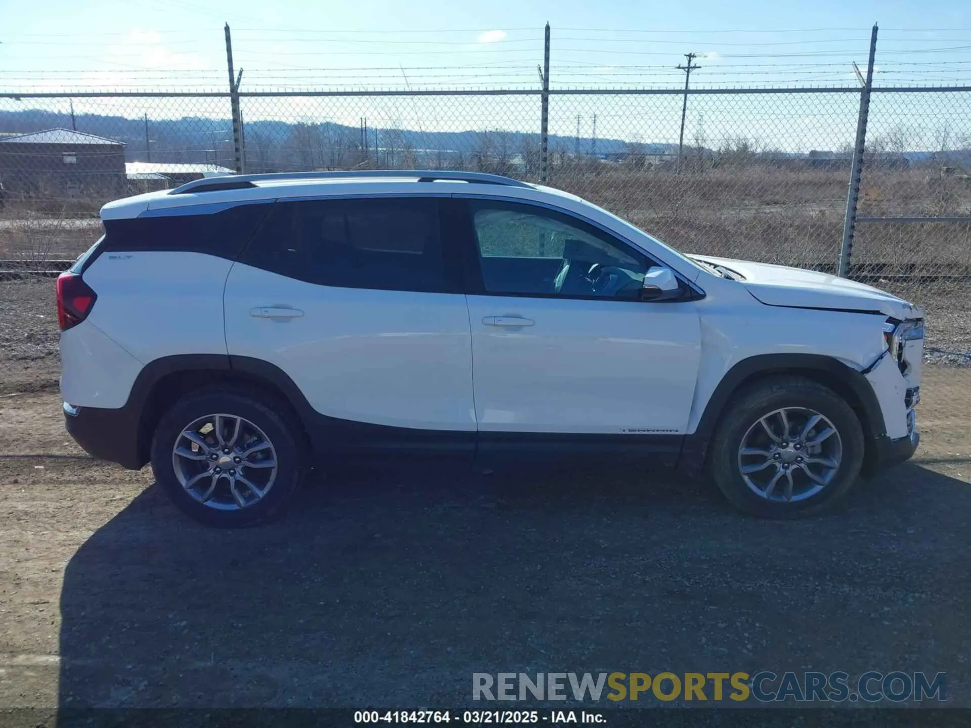 13 Photograph of a damaged car 3GKALPEG5PL268358 GMC TERRAIN 2023