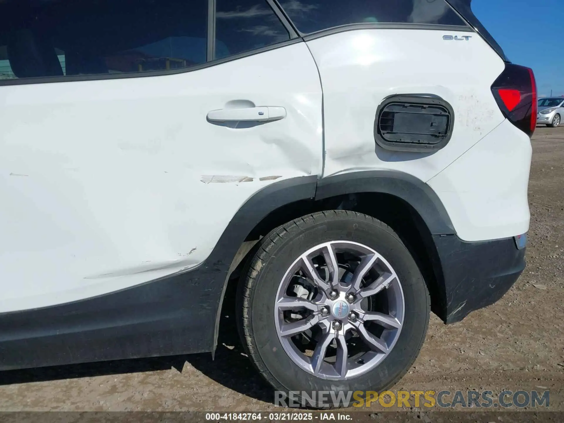 6 Photograph of a damaged car 3GKALPEG5PL268358 GMC TERRAIN 2023