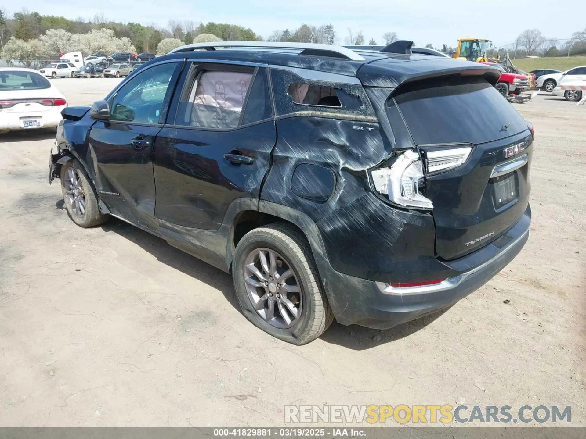 3 Фотография поврежденного автомобиля 3GKALPEG6PL189023 GMC TERRAIN 2023