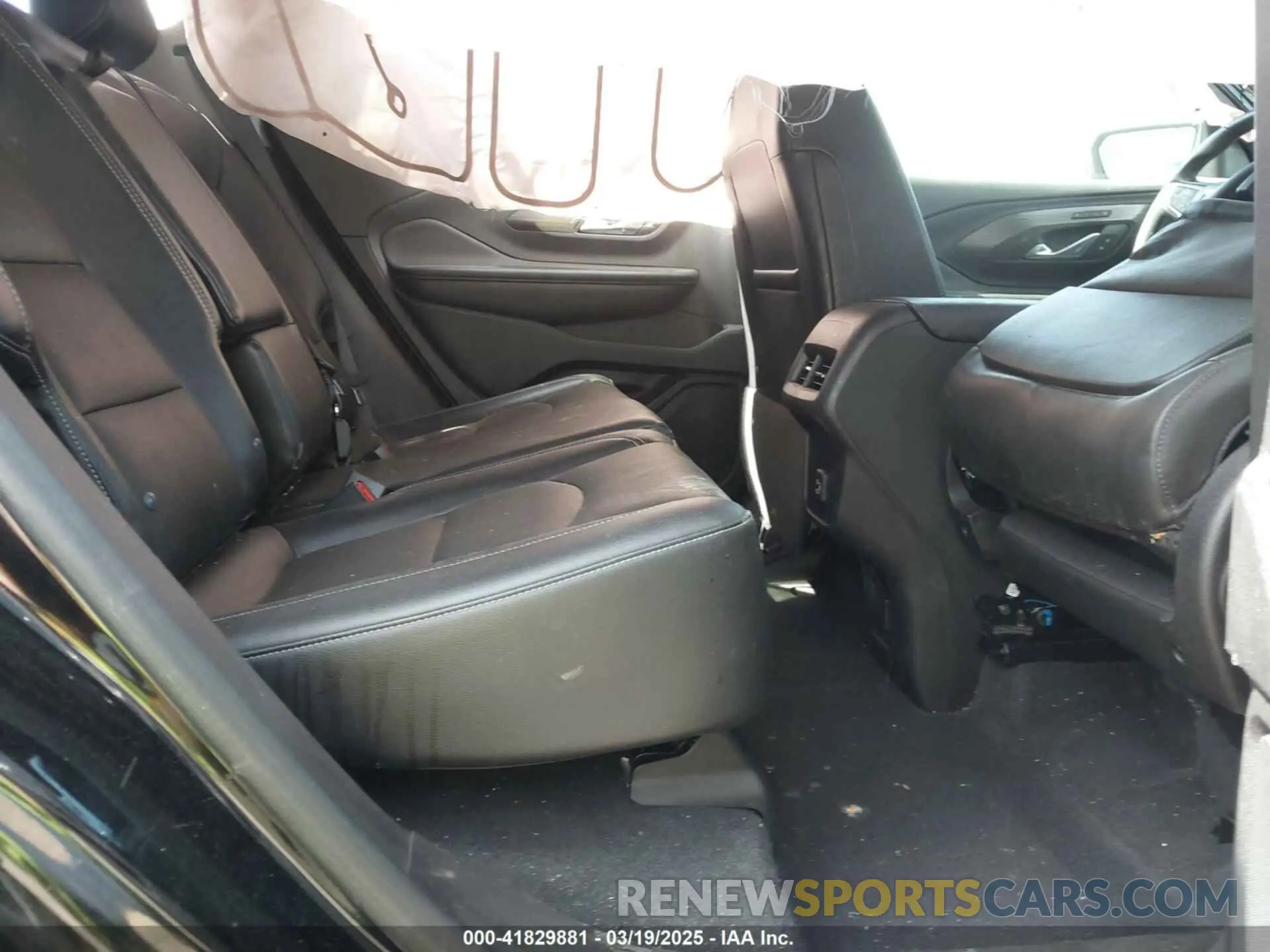 8 Фотография поврежденного автомобиля 3GKALPEG6PL189023 GMC TERRAIN 2023