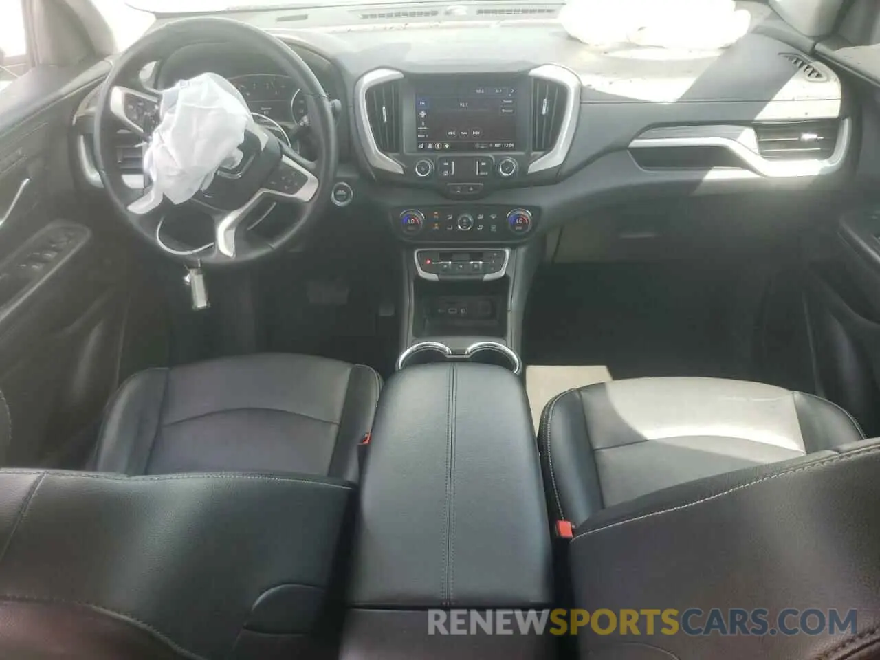 8 Photograph of a damaged car 3GKALPEG8PL186740 GMC TERRAIN 2023