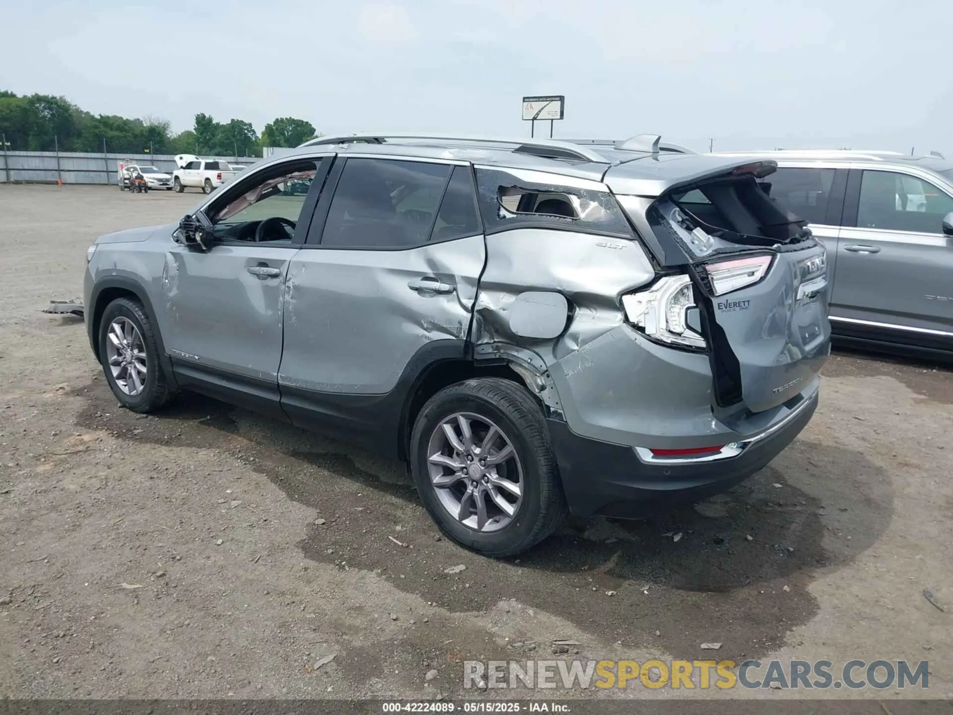3 Photograph of a damaged car 3GKALPEG9PL229000 GMC TERRAIN 2023