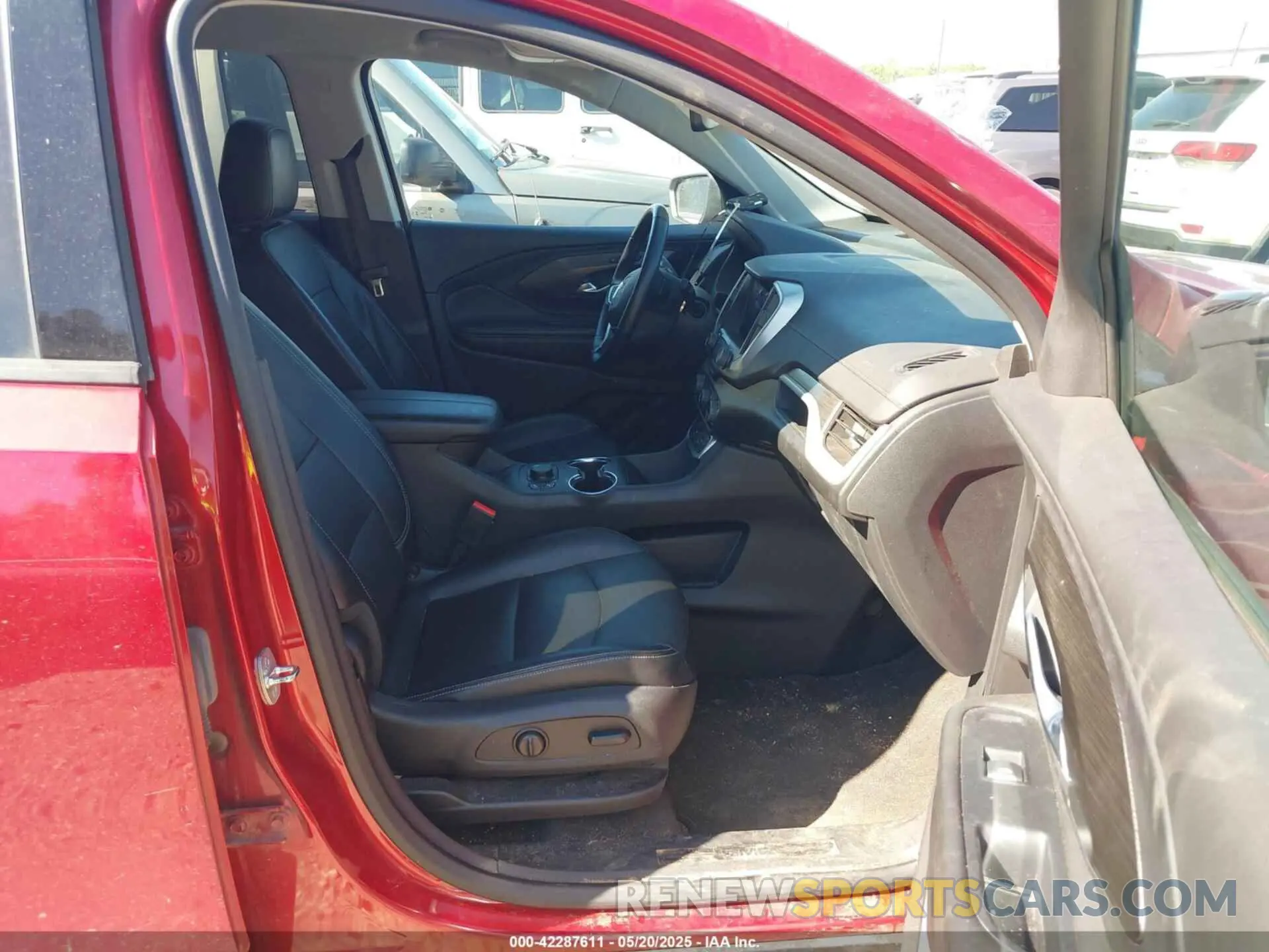 5 Photograph of a damaged car 3GKALPEGXPL214487 GMC TERRAIN 2023