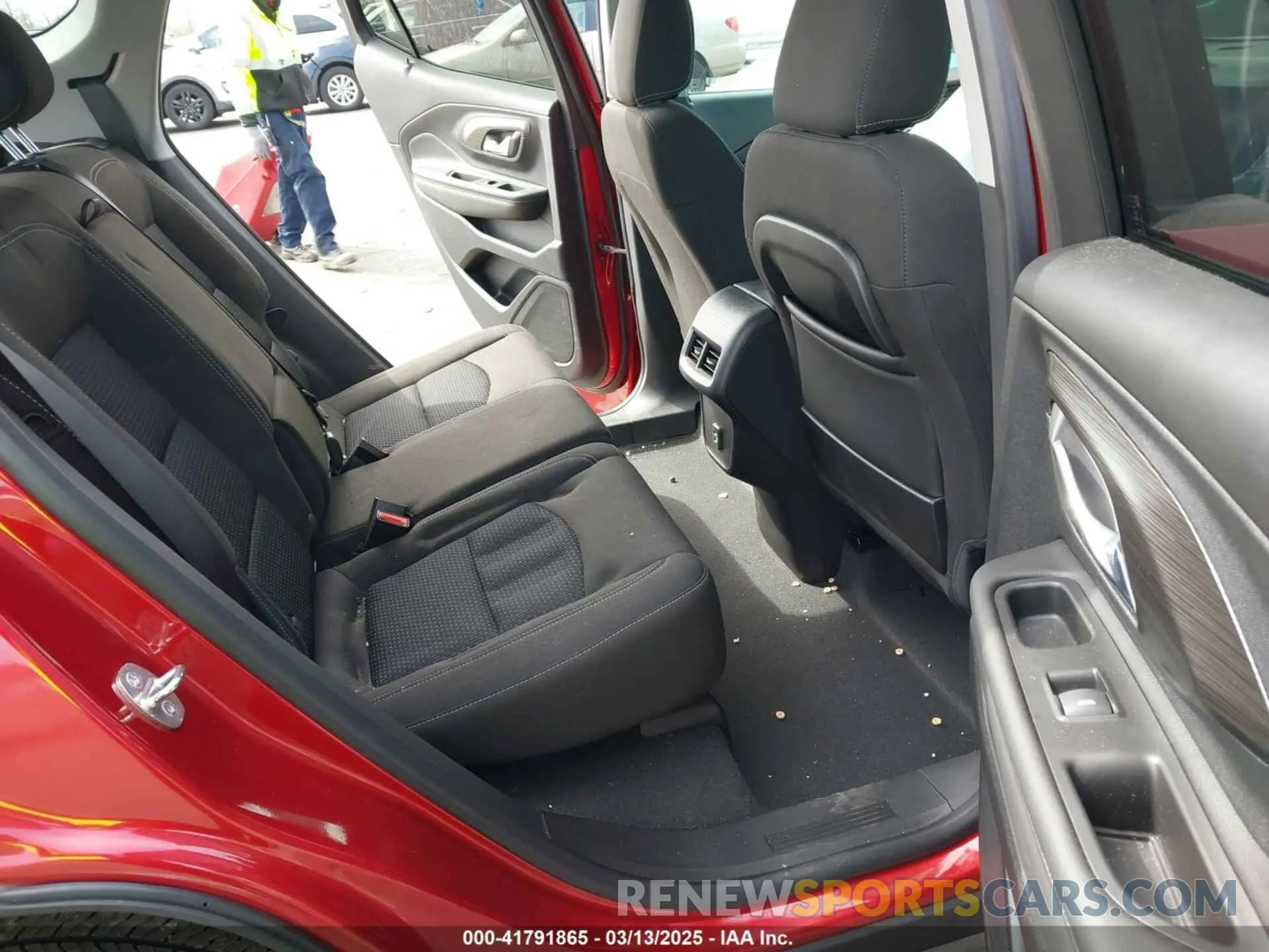 8 Фотография поврежденного автомобиля 3GKALTEG0PL207699 GMC TERRAIN 2023