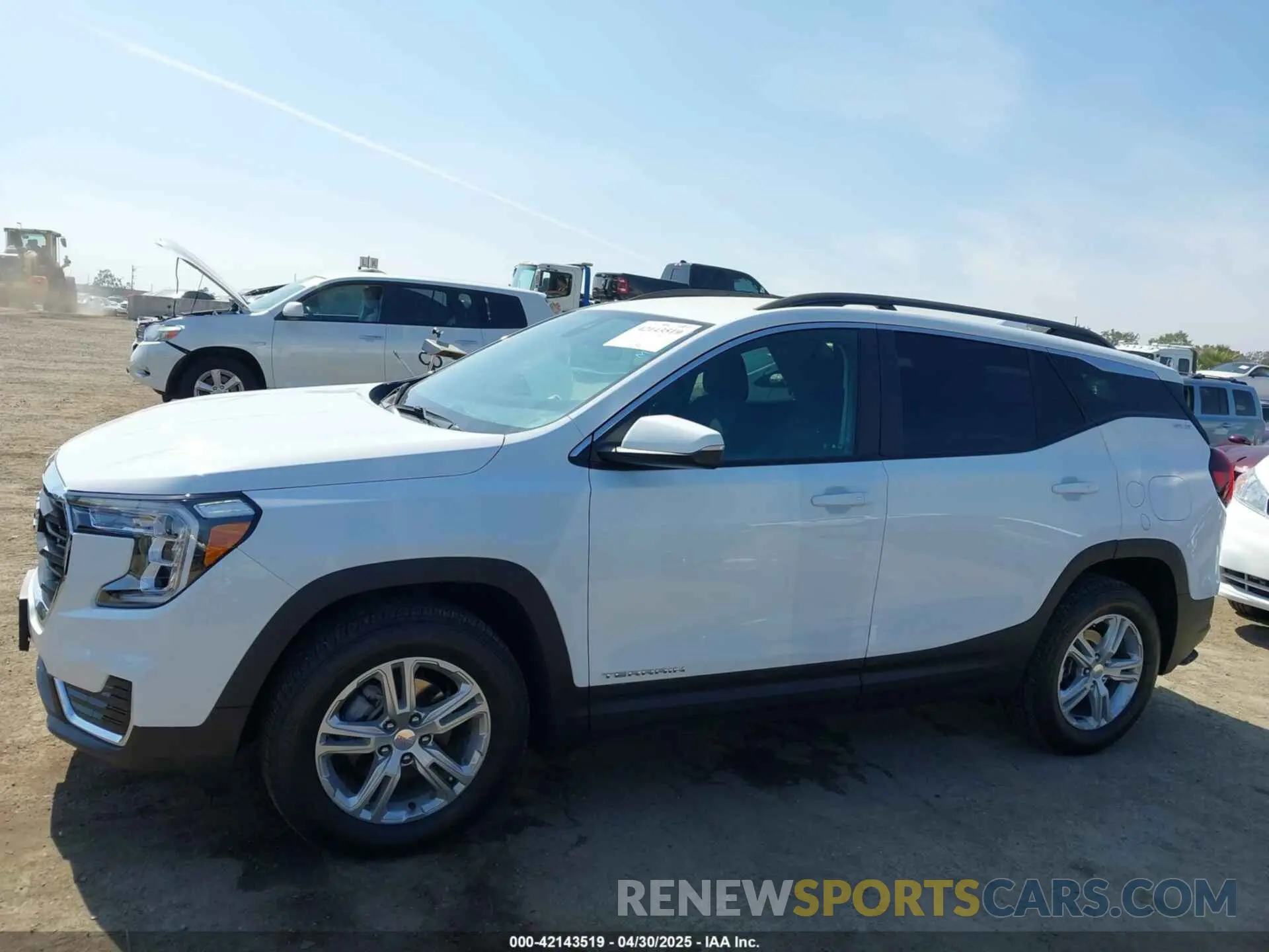 15 Photograph of a damaged car 3GKALTEG0PL238404 GMC TERRAIN 2023