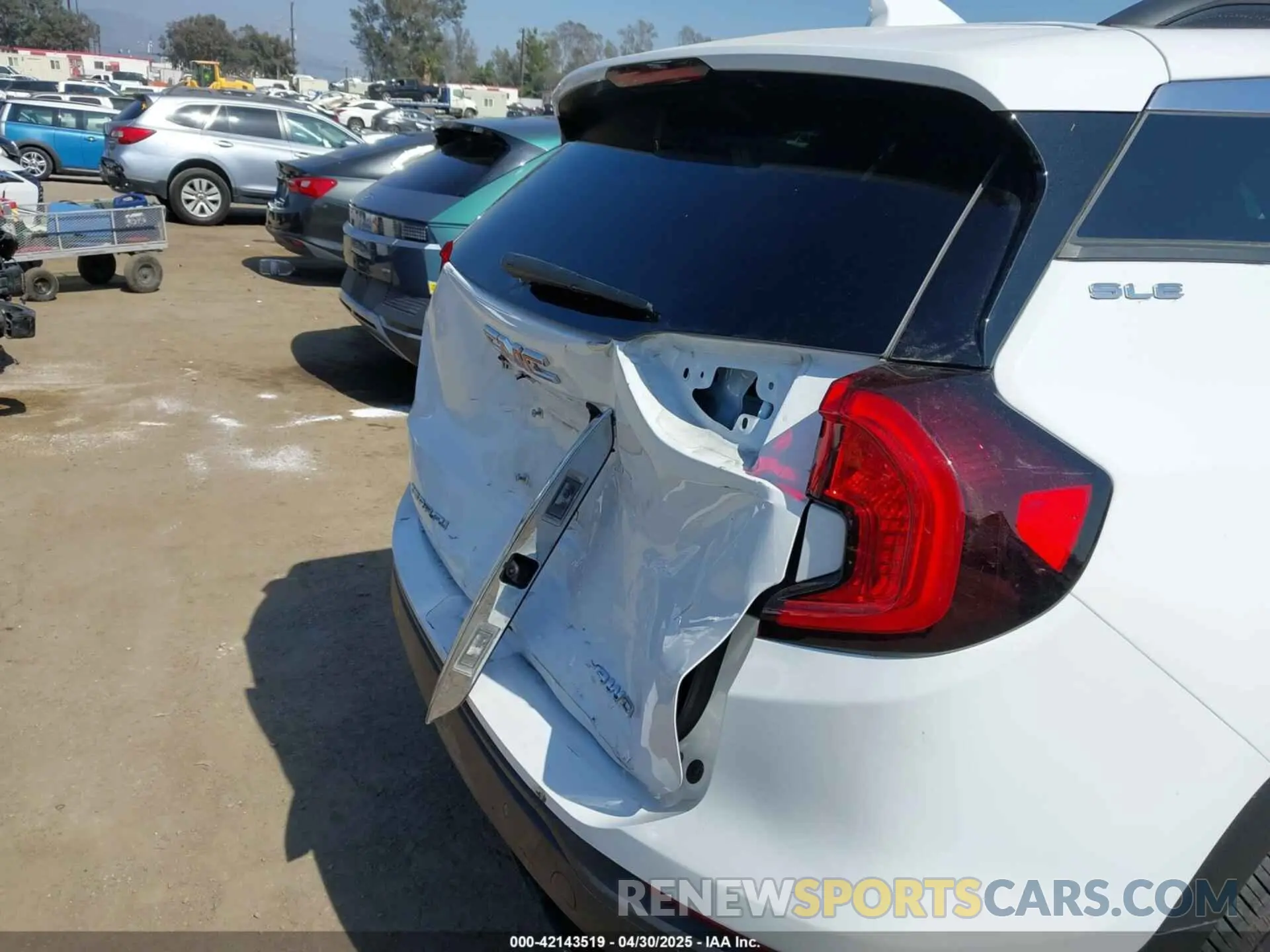 6 Photograph of a damaged car 3GKALTEG0PL238404 GMC TERRAIN 2023