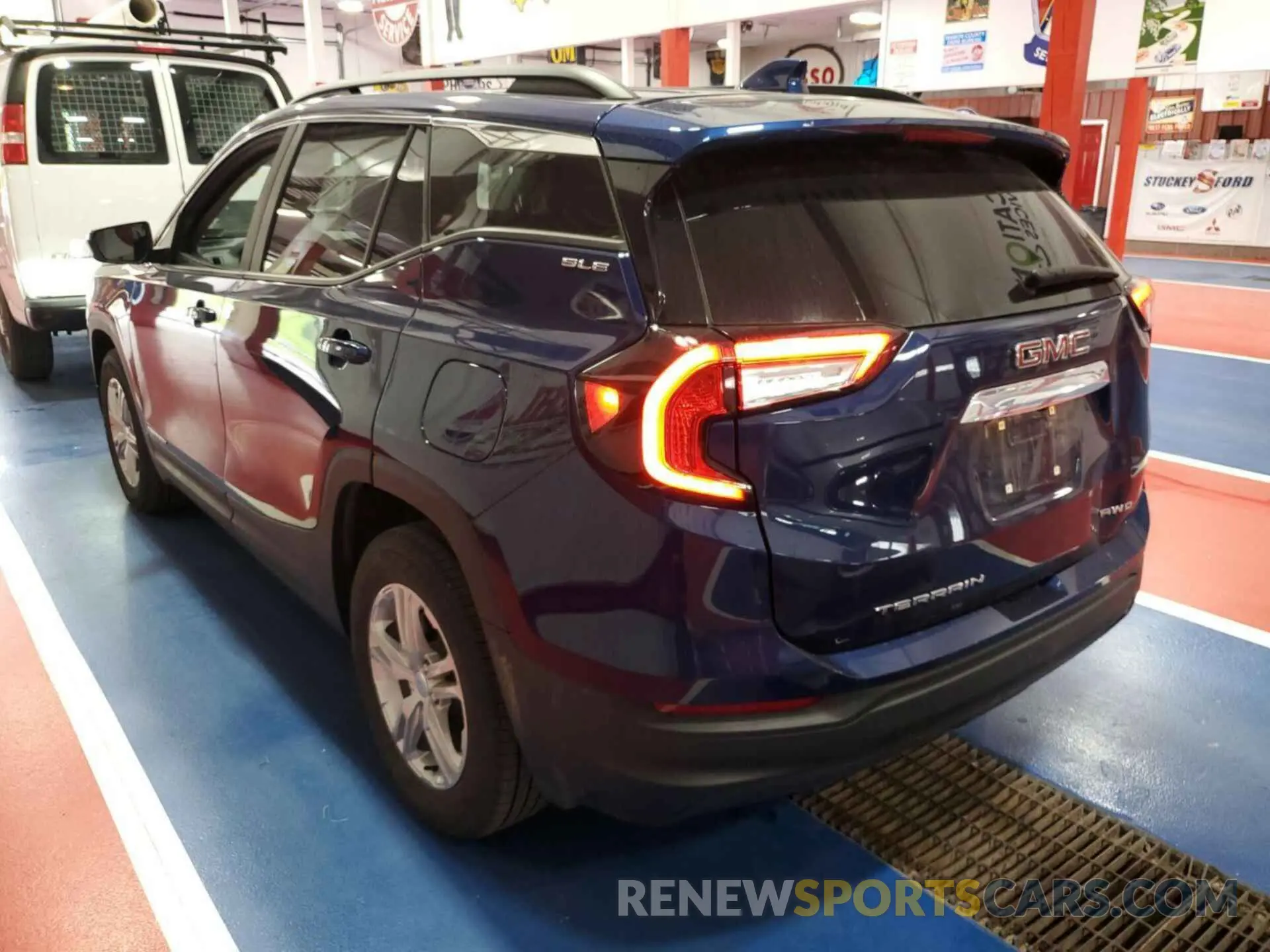 2 Фотография поврежденного автомобиля 3GKALTEG1PL130308 GMC TERRAIN 2023