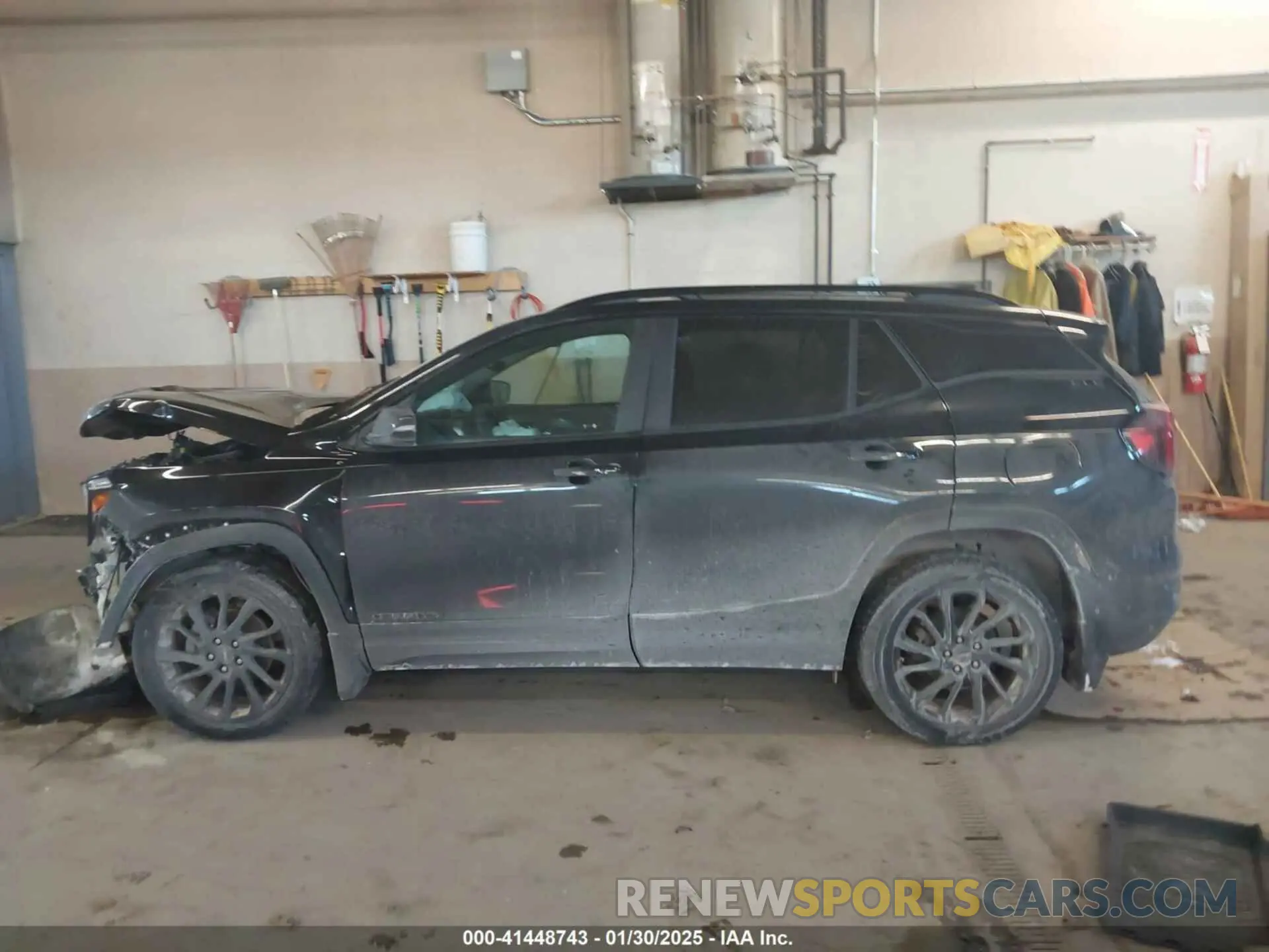 13 Photograph of a damaged car 3GKALTEG1PL142183 GMC TERRAIN 2023