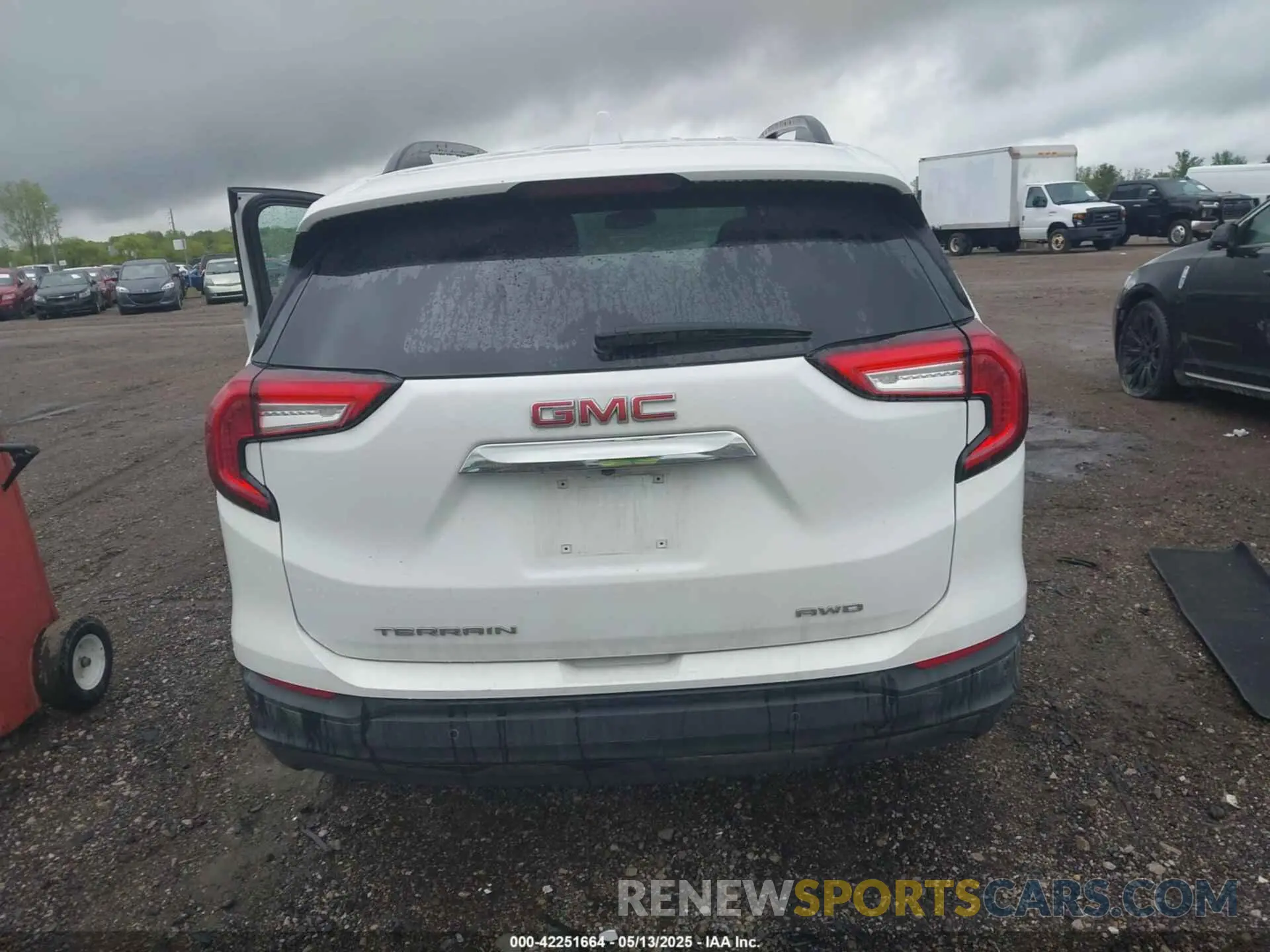 16 Photograph of a damaged car 3GKALTEG1PL238072 GMC TERRAIN 2023