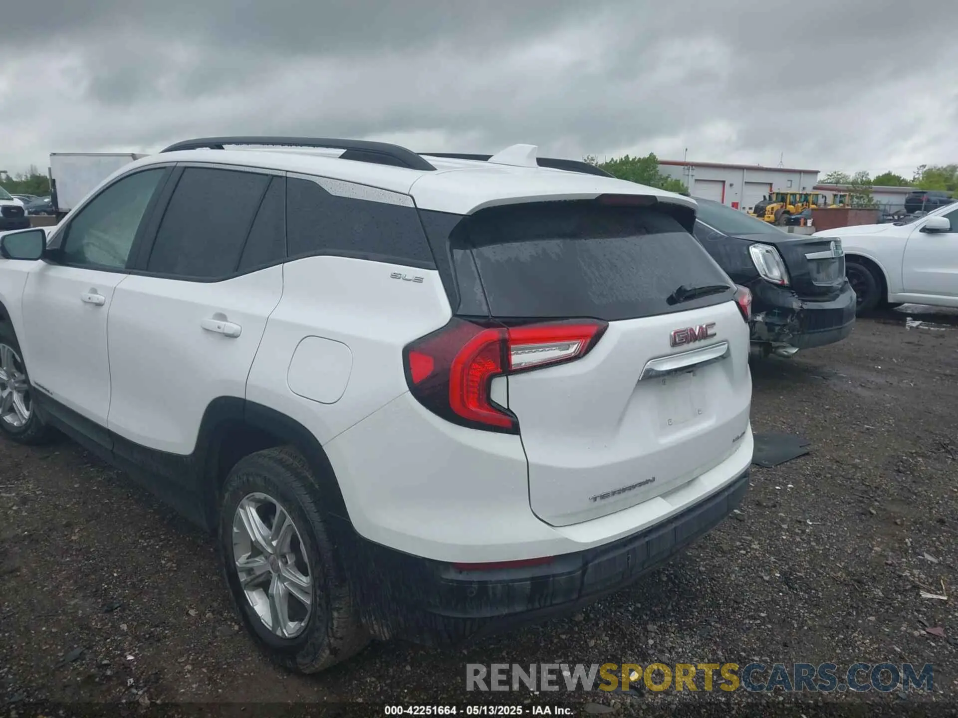 3 Photograph of a damaged car 3GKALTEG1PL238072 GMC TERRAIN 2023
