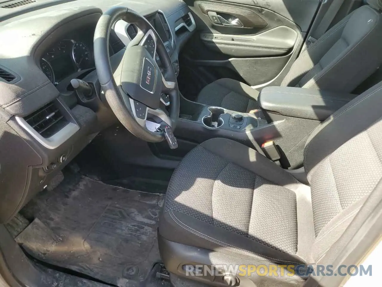 7 Photograph of a damaged car 3GKALTEG2PL150566 GMC TERRAIN 2023