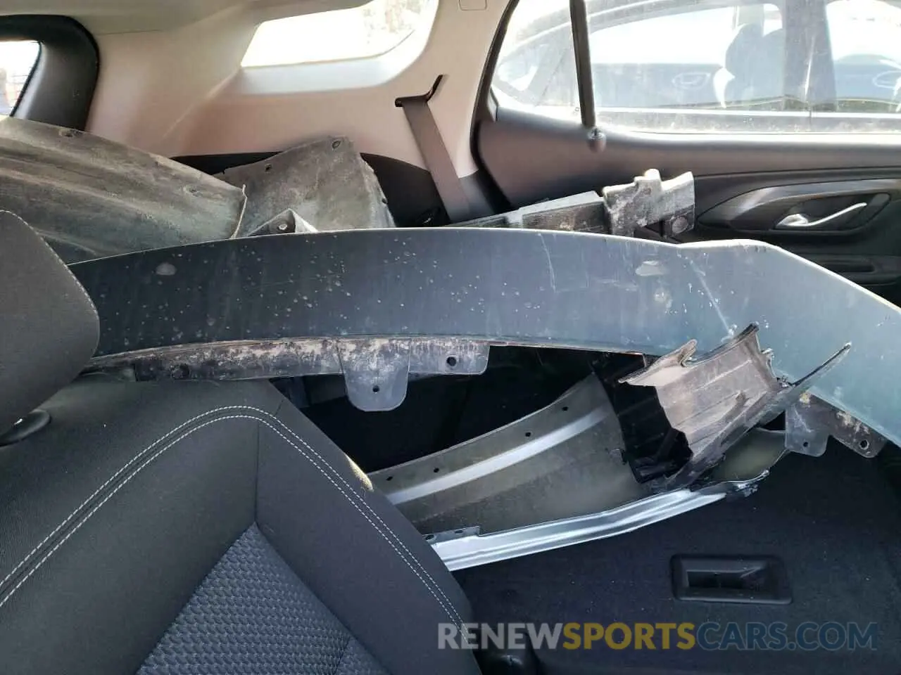 13 Photograph of a damaged car 3GKALTEG5PL118100 GMC TERRAIN 2023