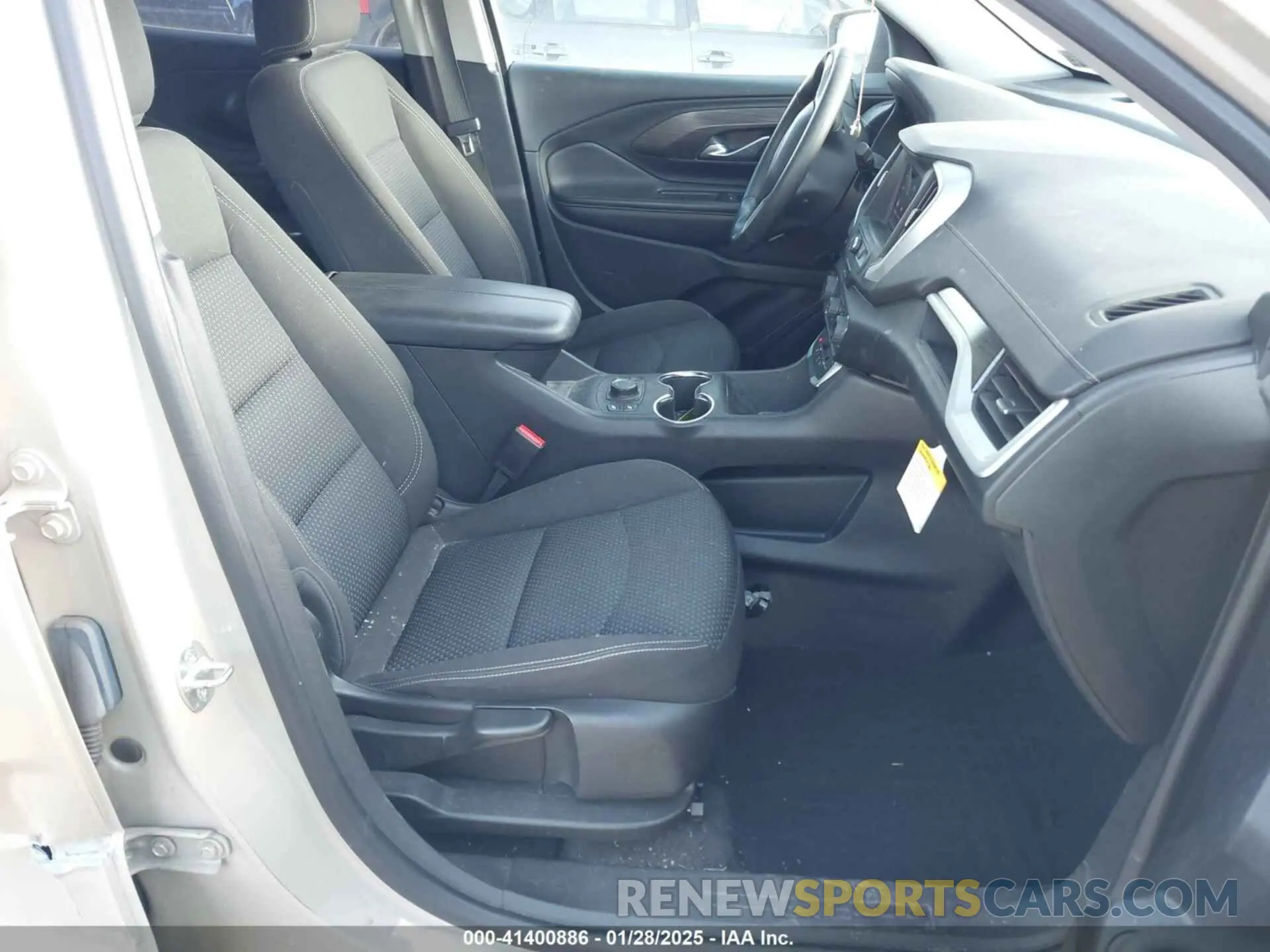 5 Photograph of a damaged car 3GKALTEG7PL110256 GMC TERRAIN 2023