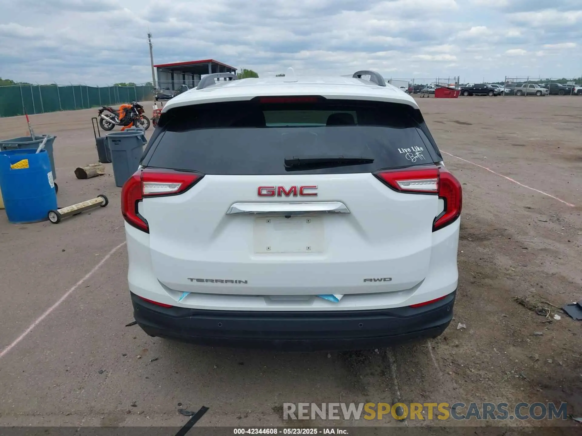 17 Фотография поврежденного автомобиля 3GKALTEG7PL174068 GMC TERRAIN 2023