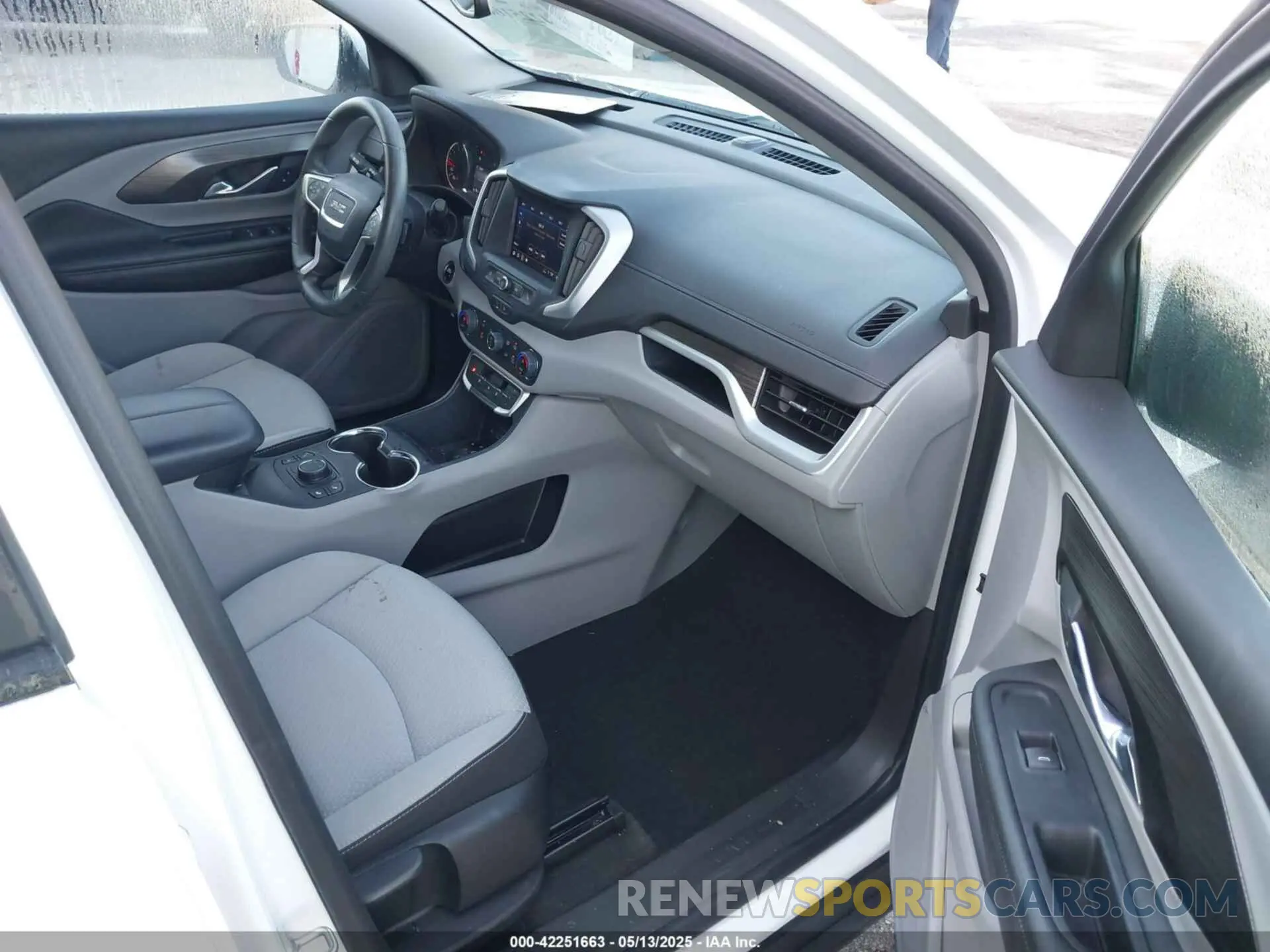 5 Фотография поврежденного автомобиля 3GKALTEG7PL237931 GMC TERRAIN 2023