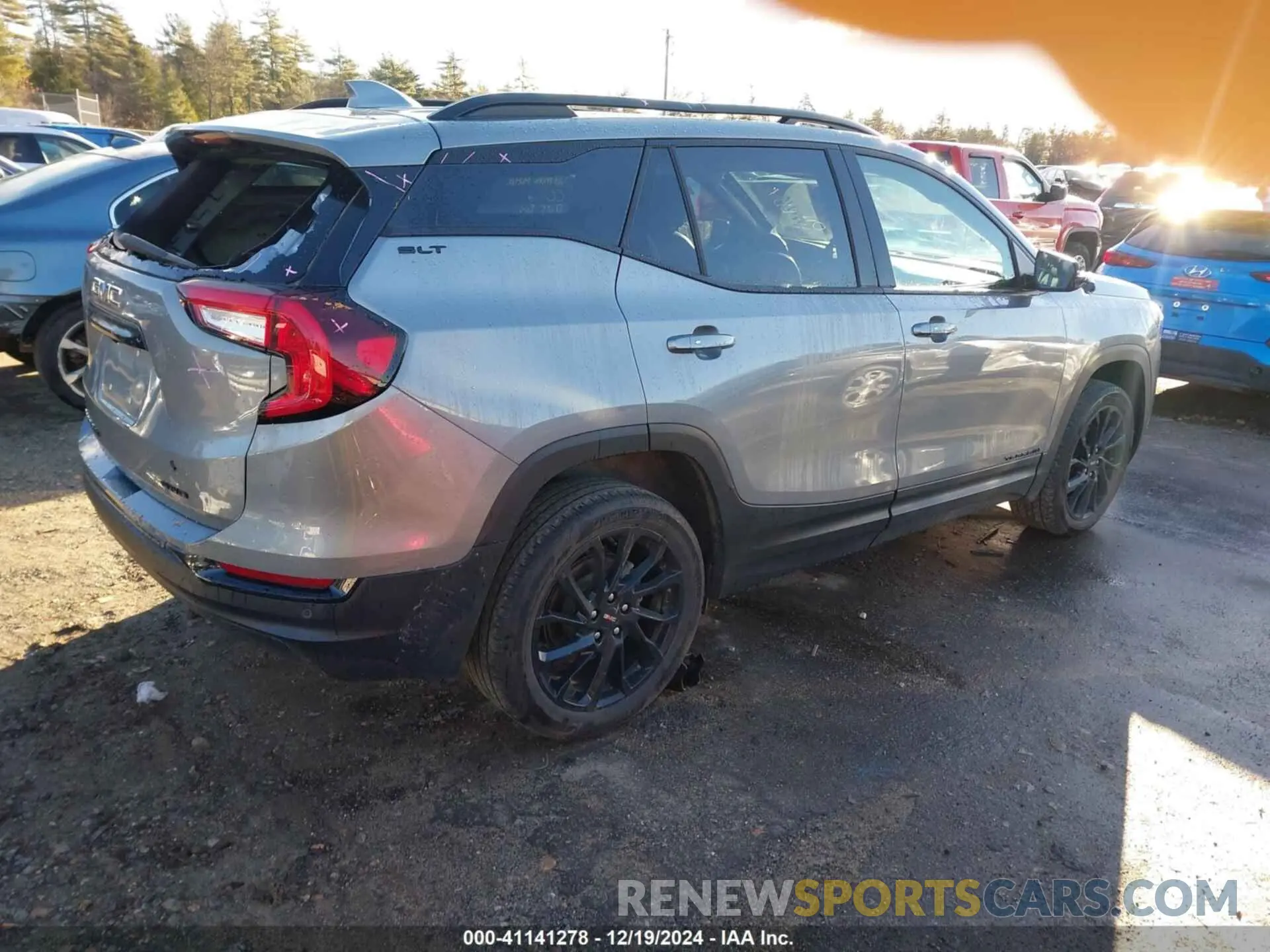 4 Фотография поврежденного автомобиля 3GKALVEG3PL146912 GMC TERRAIN 2023