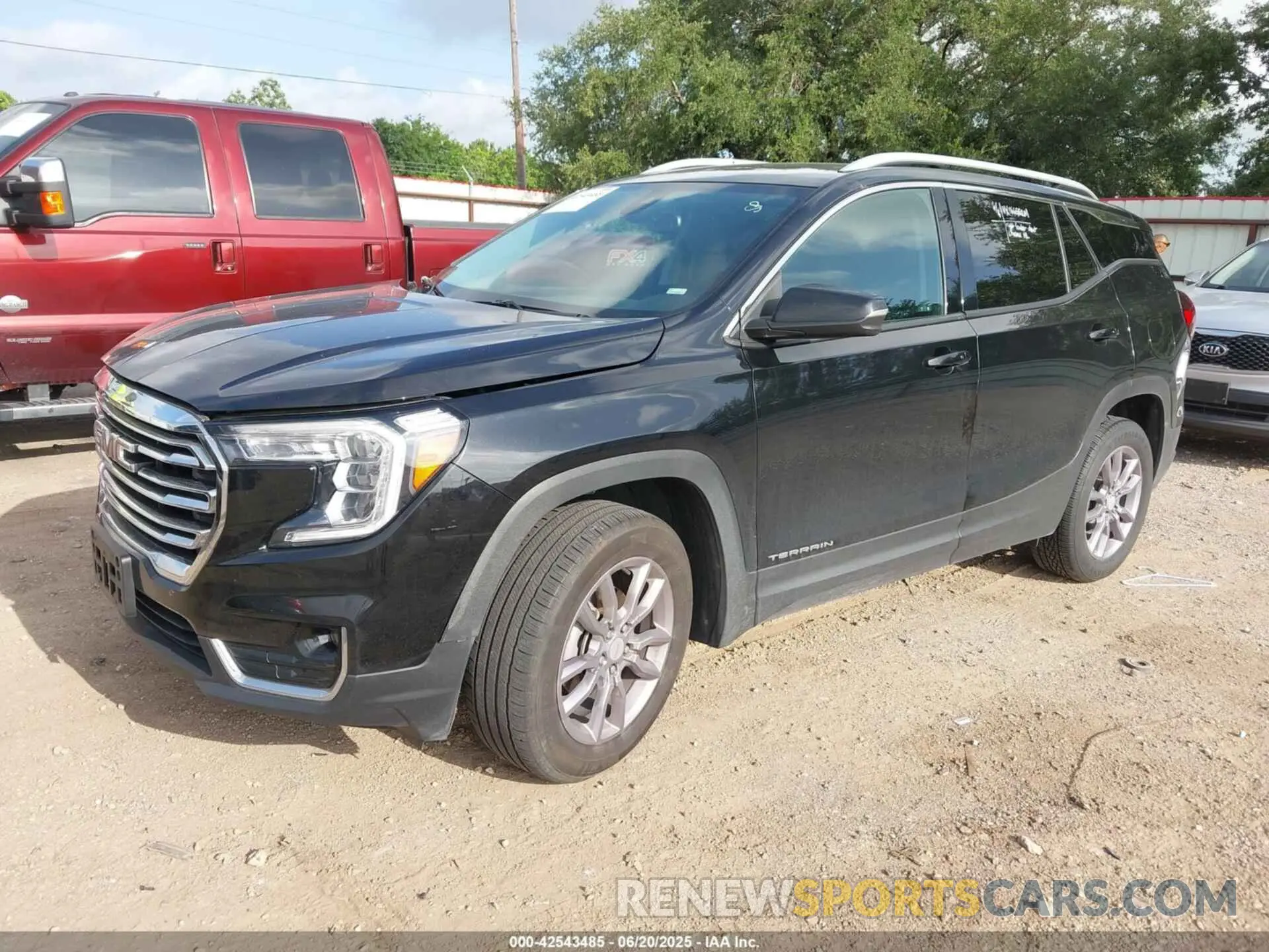 2 Photograph of a damaged car 3GKALVEG5PL191771 GMC TERRAIN 2023
