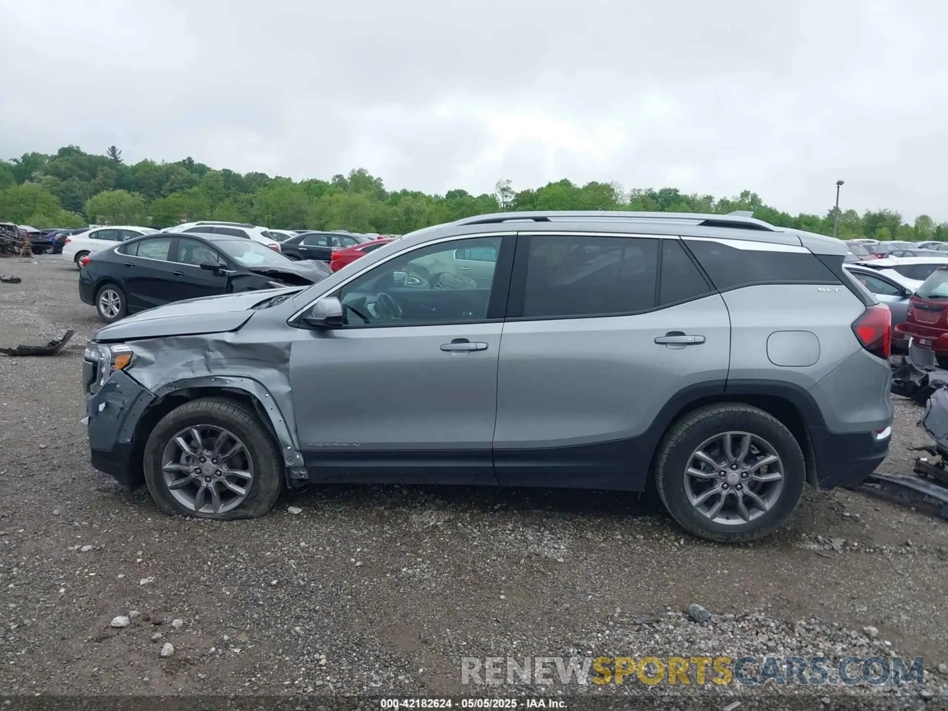 14 Photograph of a damaged car 3GKALVEG7PL187740 GMC TERRAIN 2023