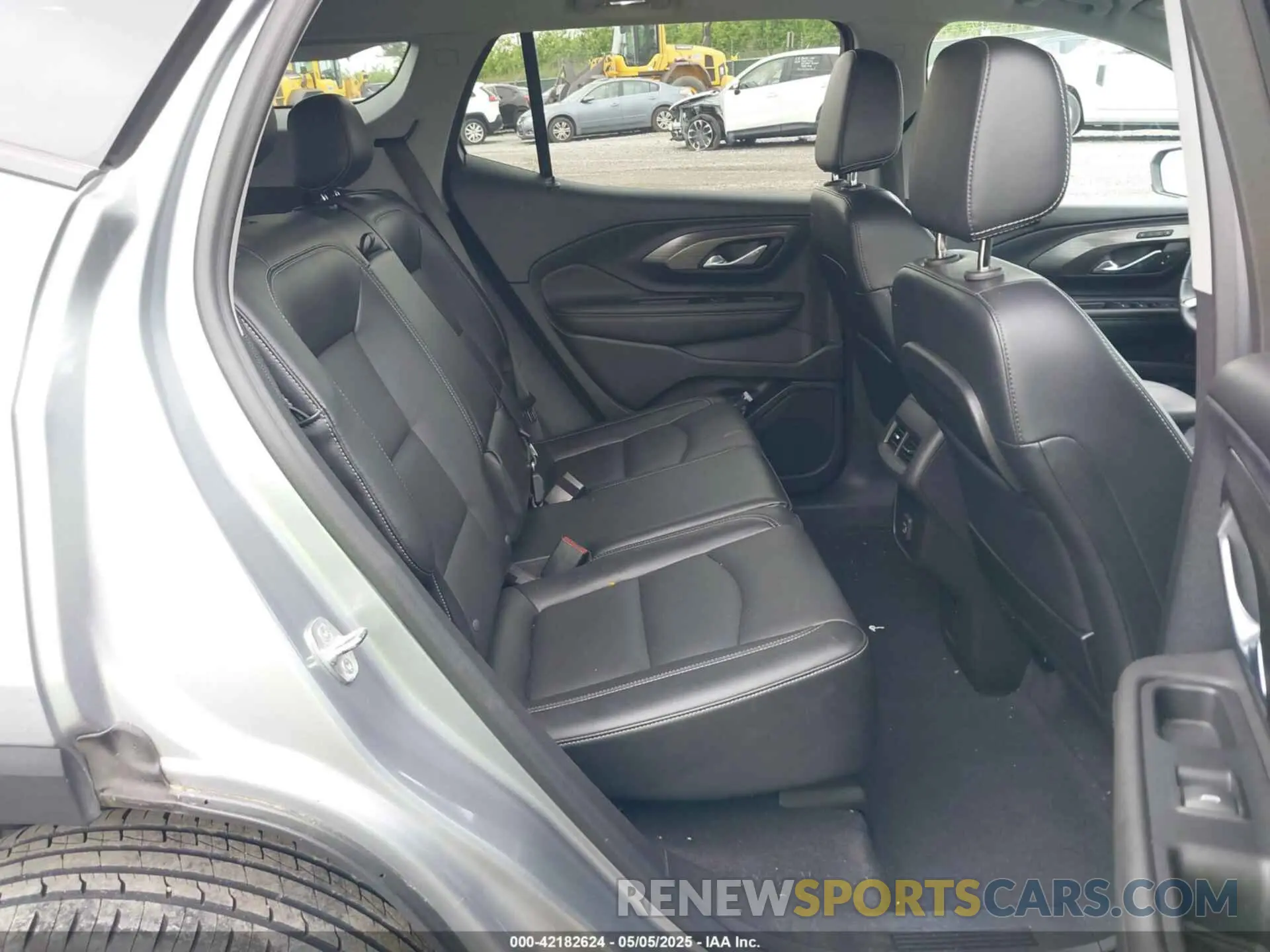 8 Photograph of a damaged car 3GKALVEG7PL187740 GMC TERRAIN 2023