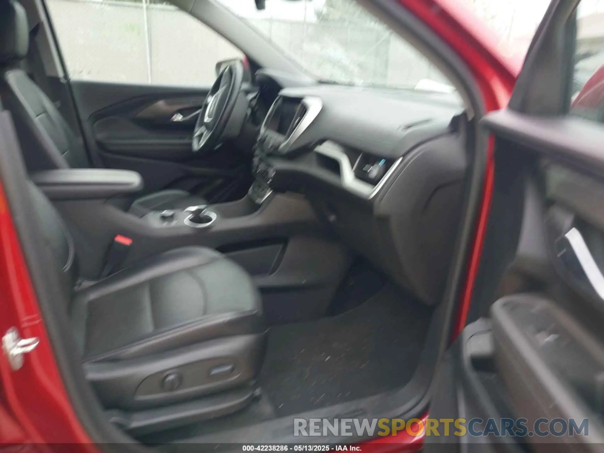 5 Фотография поврежденного автомобиля 3GKALVEG9PL137888 GMC TERRAIN 2023