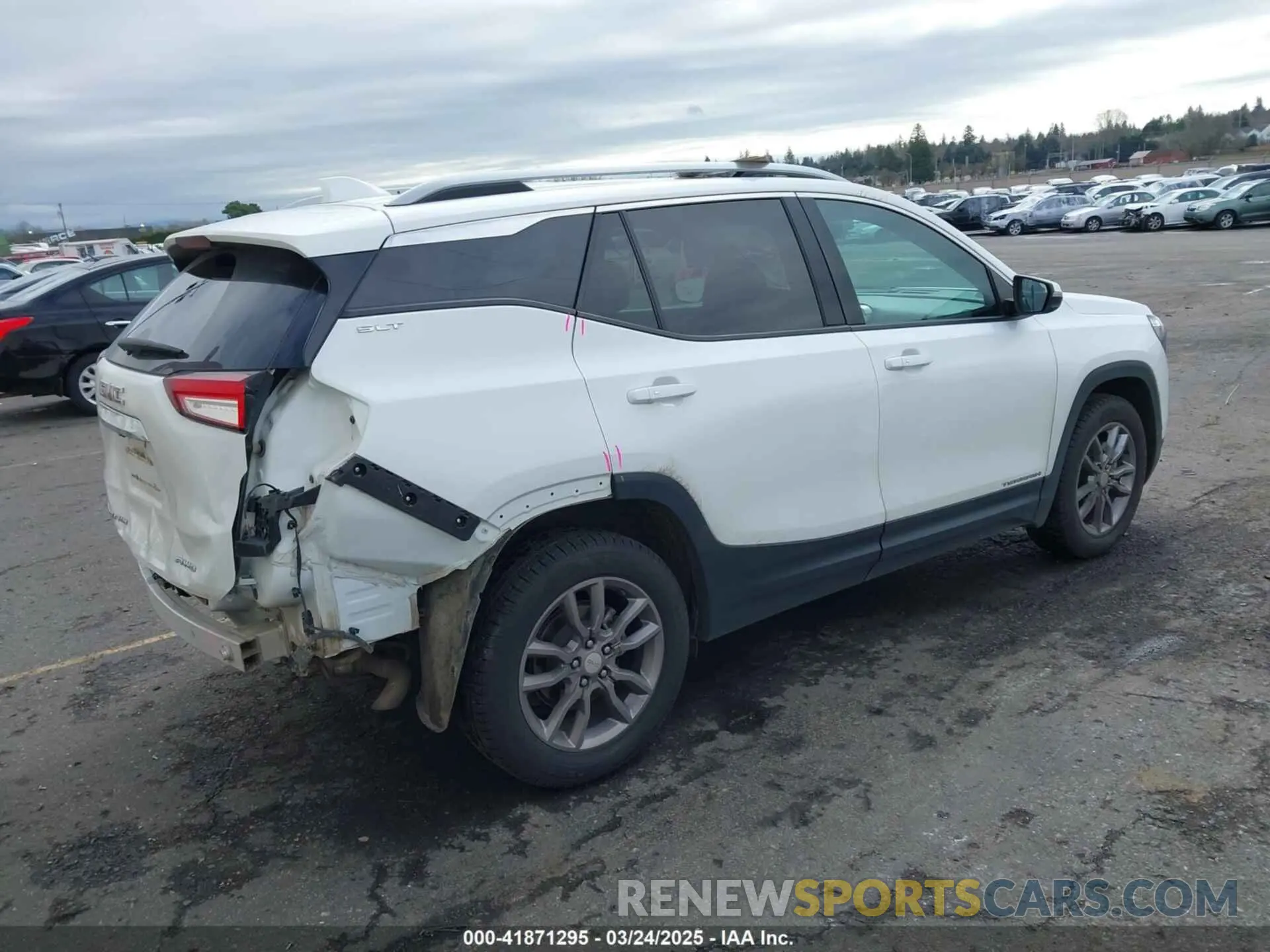4 Фотография поврежденного автомобиля 3GKALVEG9PL181051 GMC TERRAIN 2023