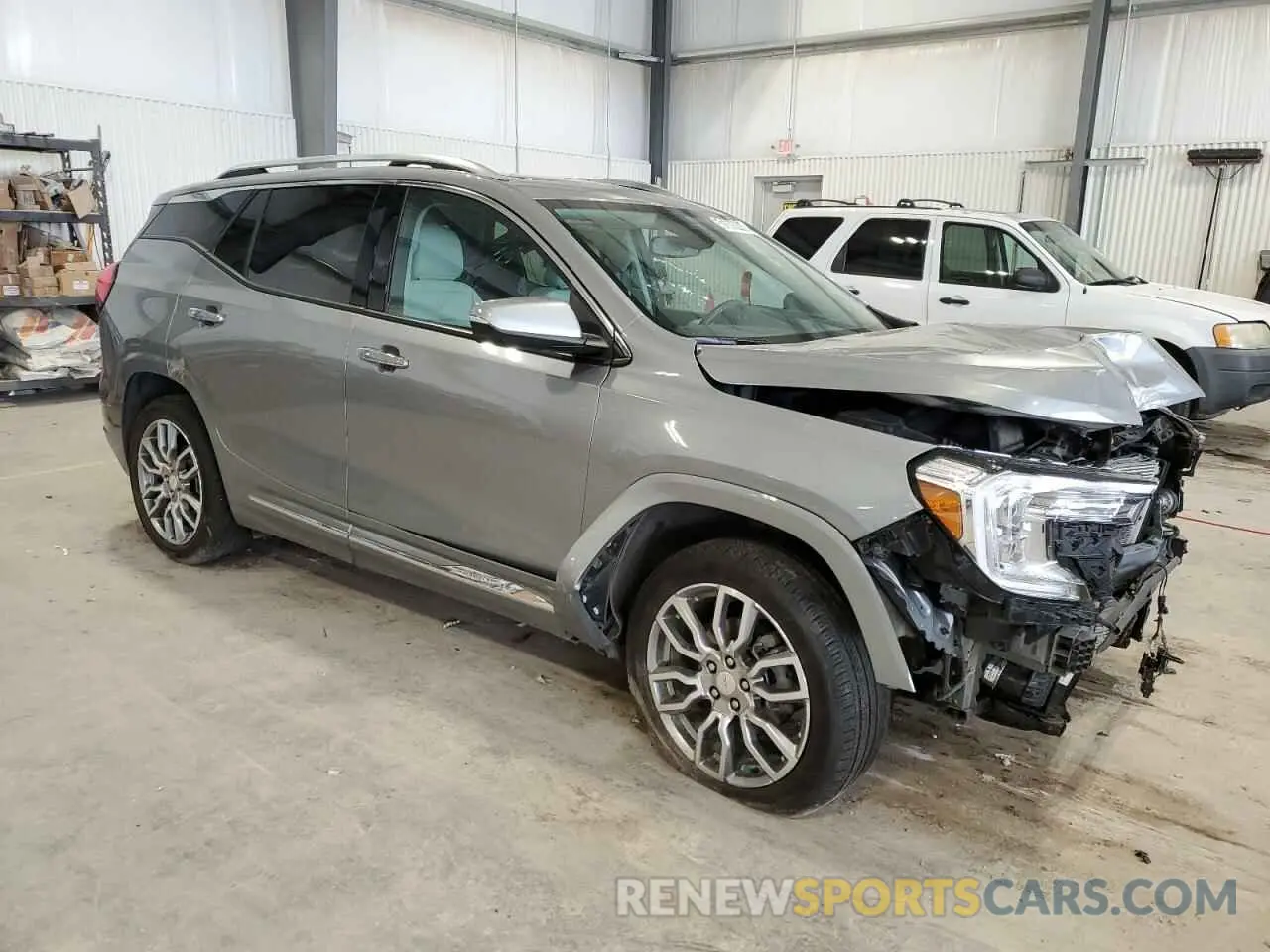 4 Photograph of a damaged car 3GKALXEG9PL266418 GMC TERRAIN 2023