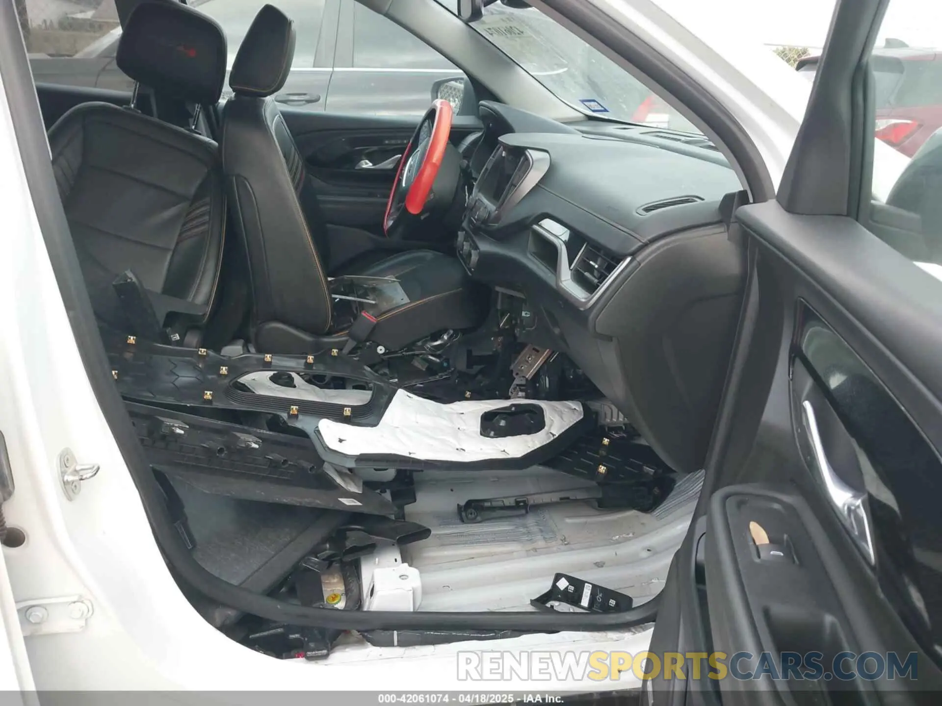 5 Photograph of a damaged car 3GKALYEG3PL102121 GMC TERRAIN 2023