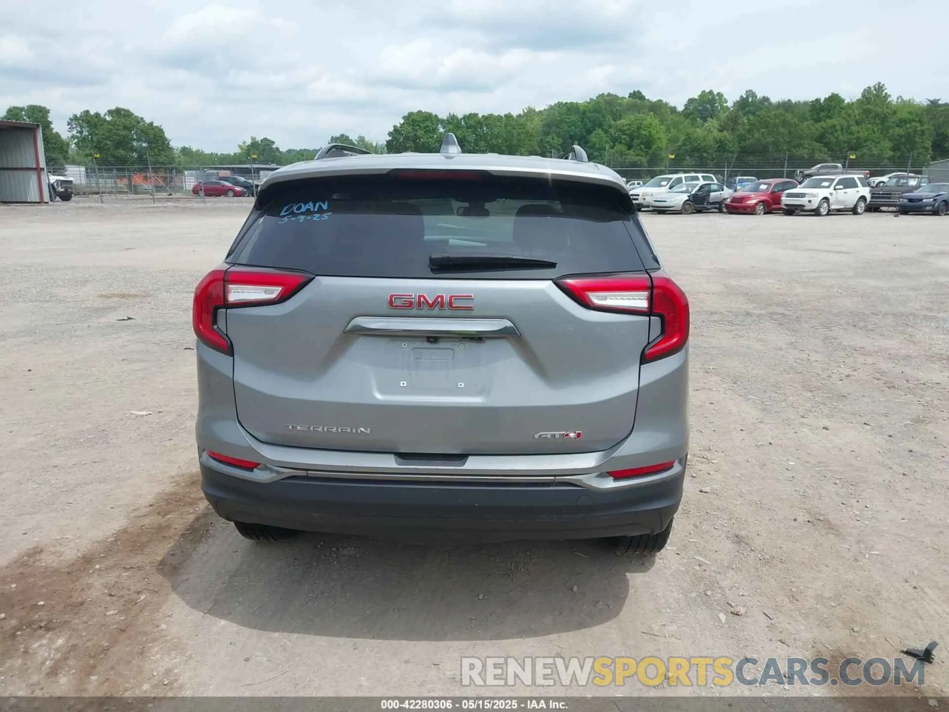 16 Photograph of a damaged car 3GKALYEG5PL257964 GMC TERRAIN 2023