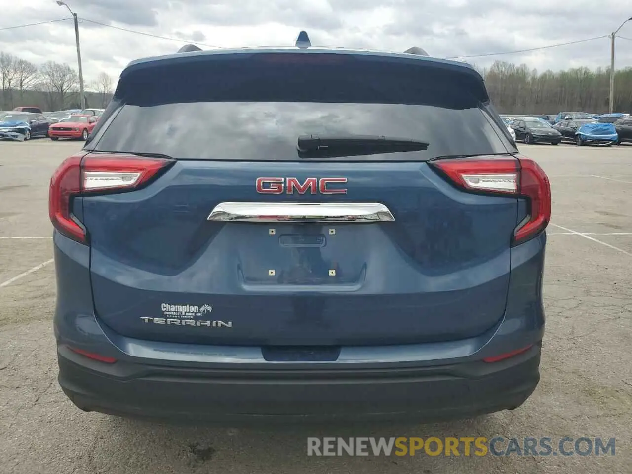 6 Photograph of a damaged car 3GKALMEG0RL249976 GMC TERRAIN 2024