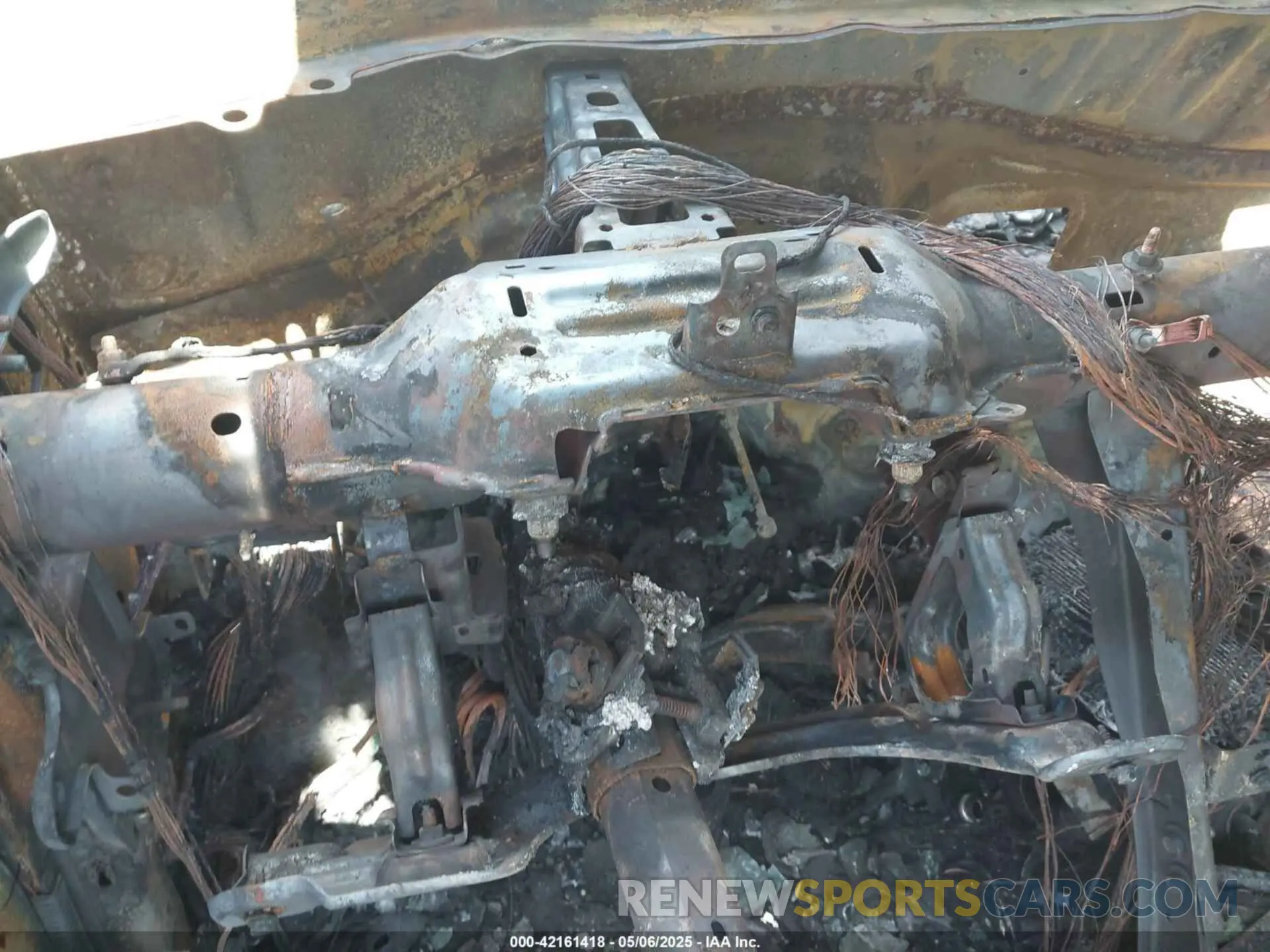 7 Photograph of a damaged car 3GKALMEG1RL104445 GMC TERRAIN 2024