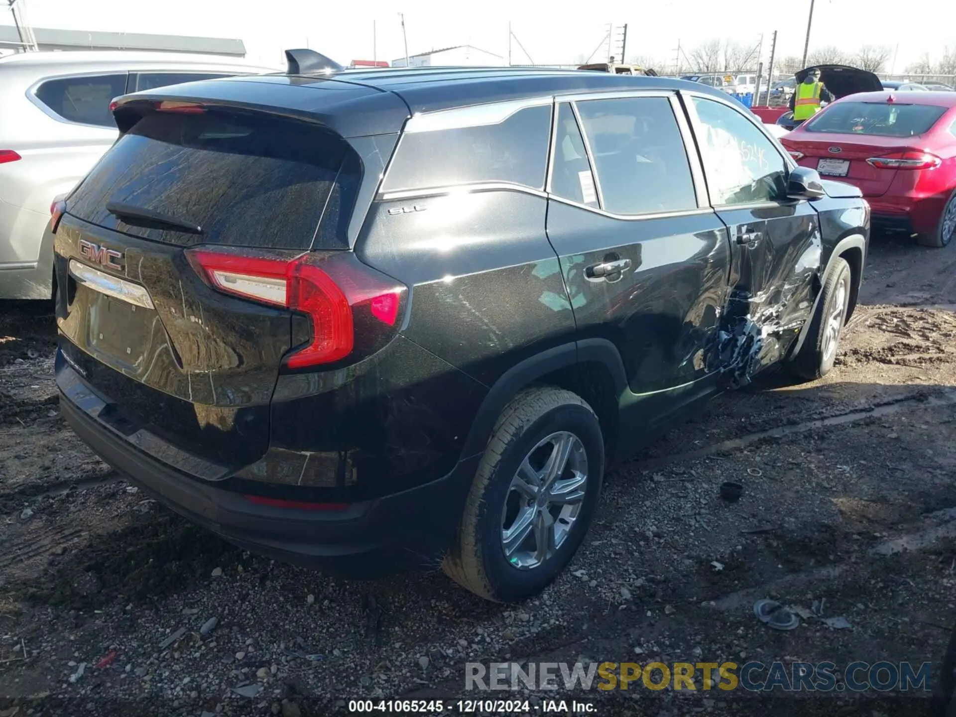 4 Фотография поврежденного автомобиля 3GKALMEG1RL235214 GMC TERRAIN 2024